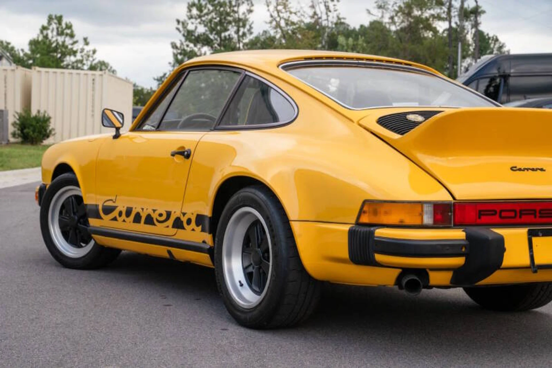 mph012_297969462_1976_porsche_911_carrera_coupe_911_carrera_coupe_182649ac8f