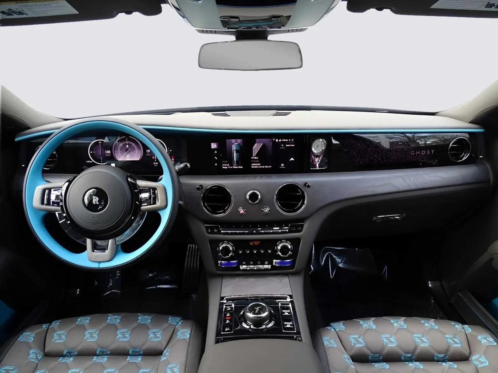 mph012_2988200317_879cc364f2389f4427322c2d8bb86821x_741bf295d0