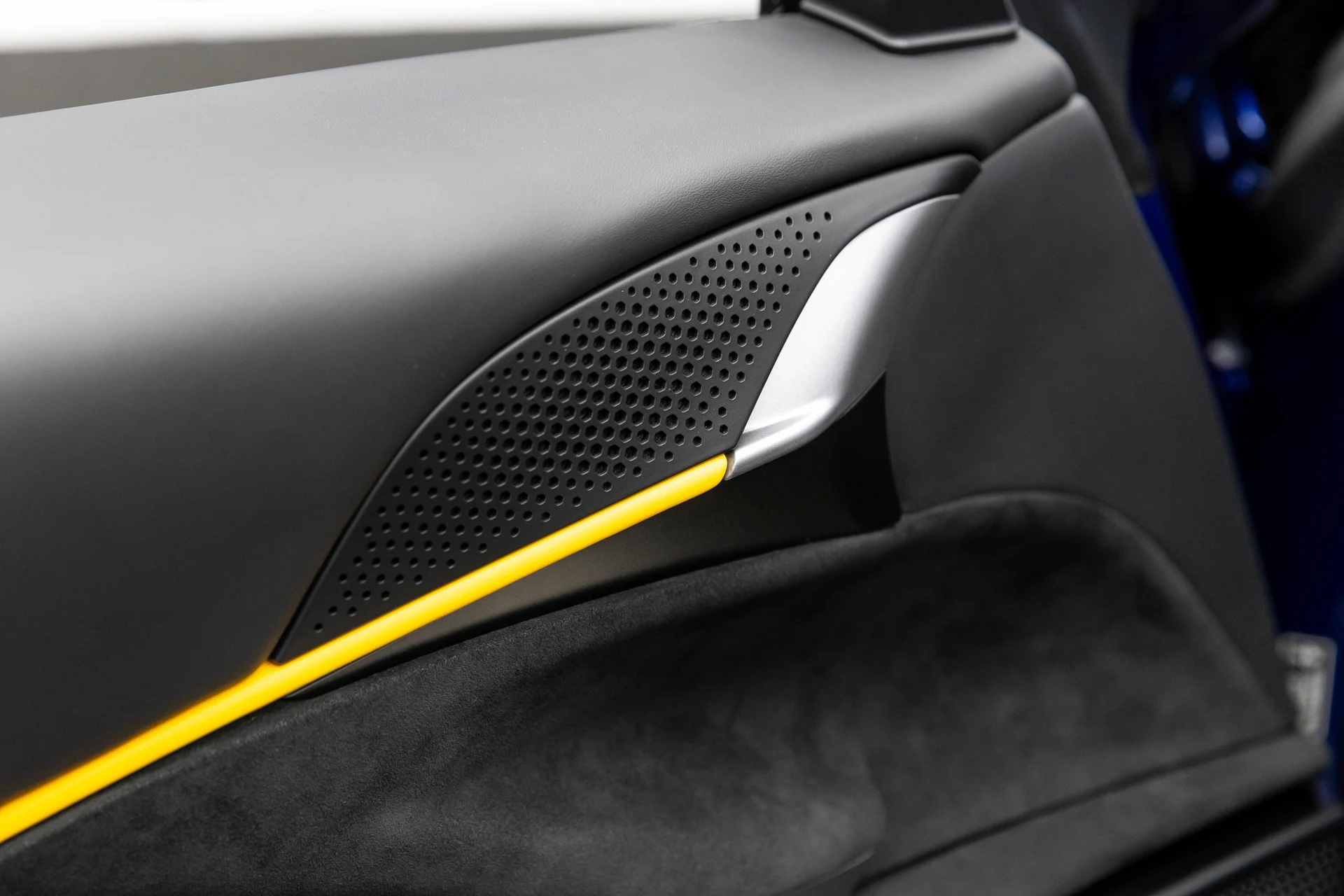 mph012_2996381865_258f86a8213040b68a52900236d8bd46_aa12dcc13a