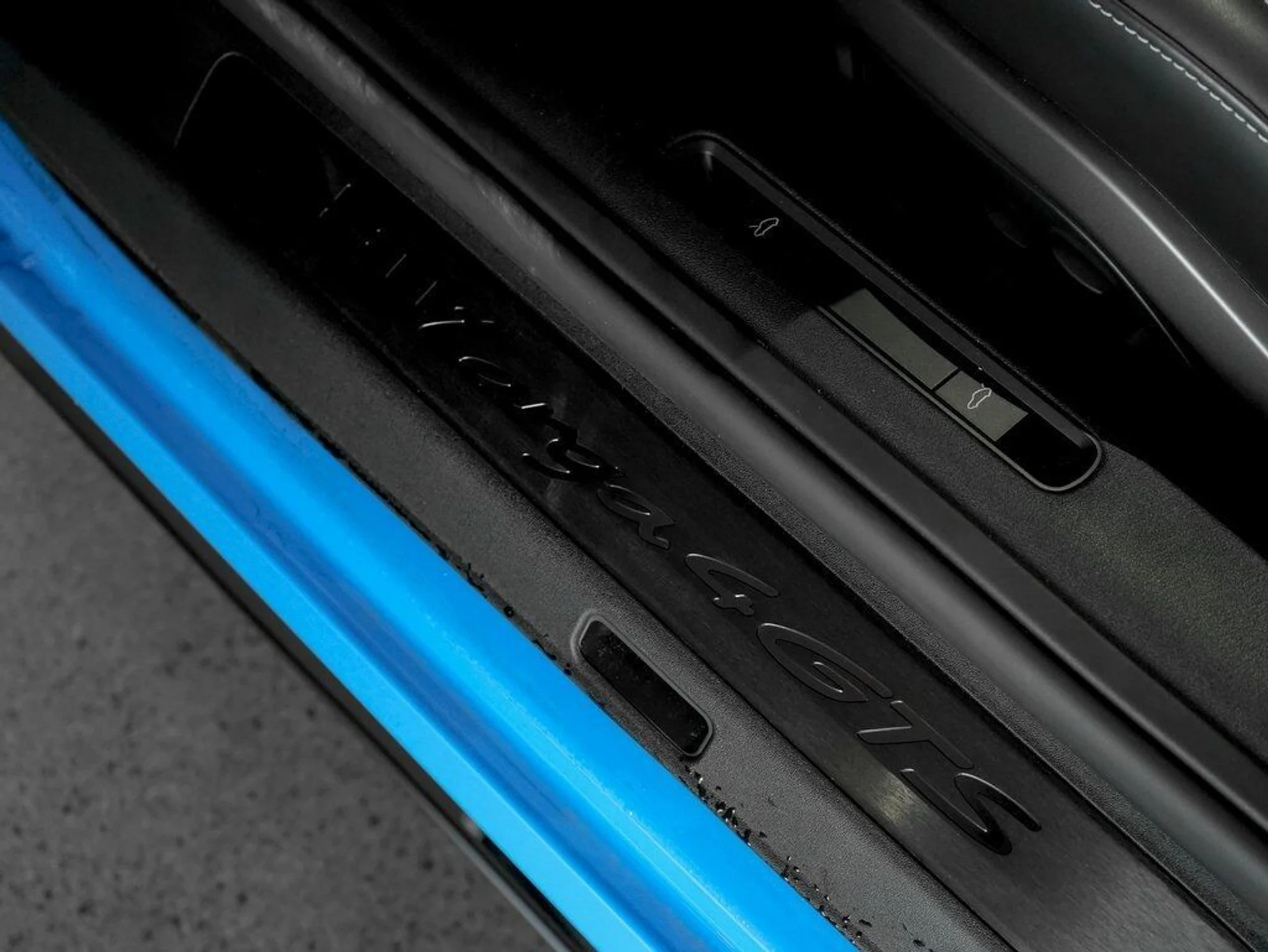 mph012_3000792300_1cf04005618a8601b683d29db5ef895b_c7f10a60e9