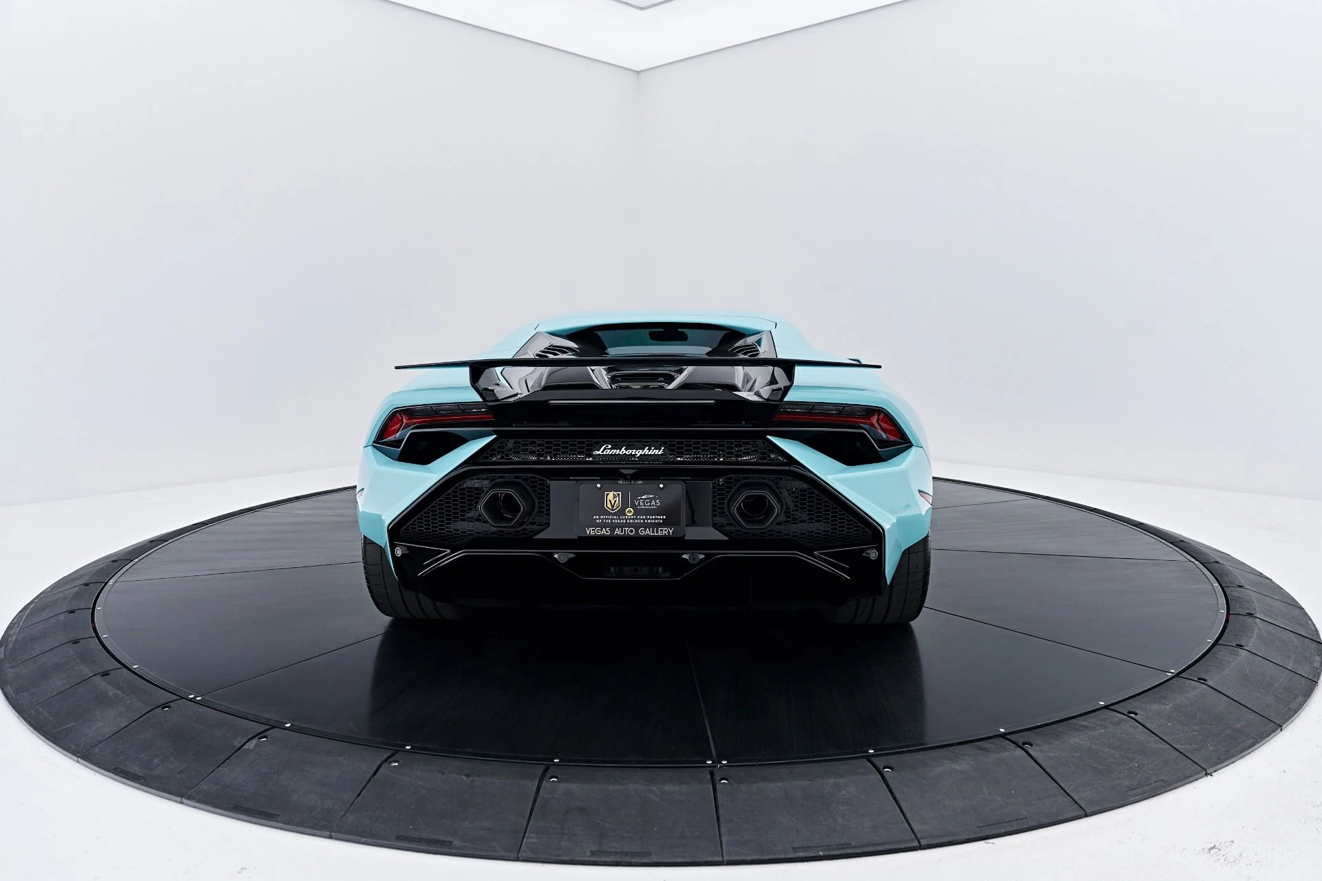 mph012_3006383271_Used_2024_Lamborghini_Huracan_Tecnica_Base_1788455345_9896a55403
