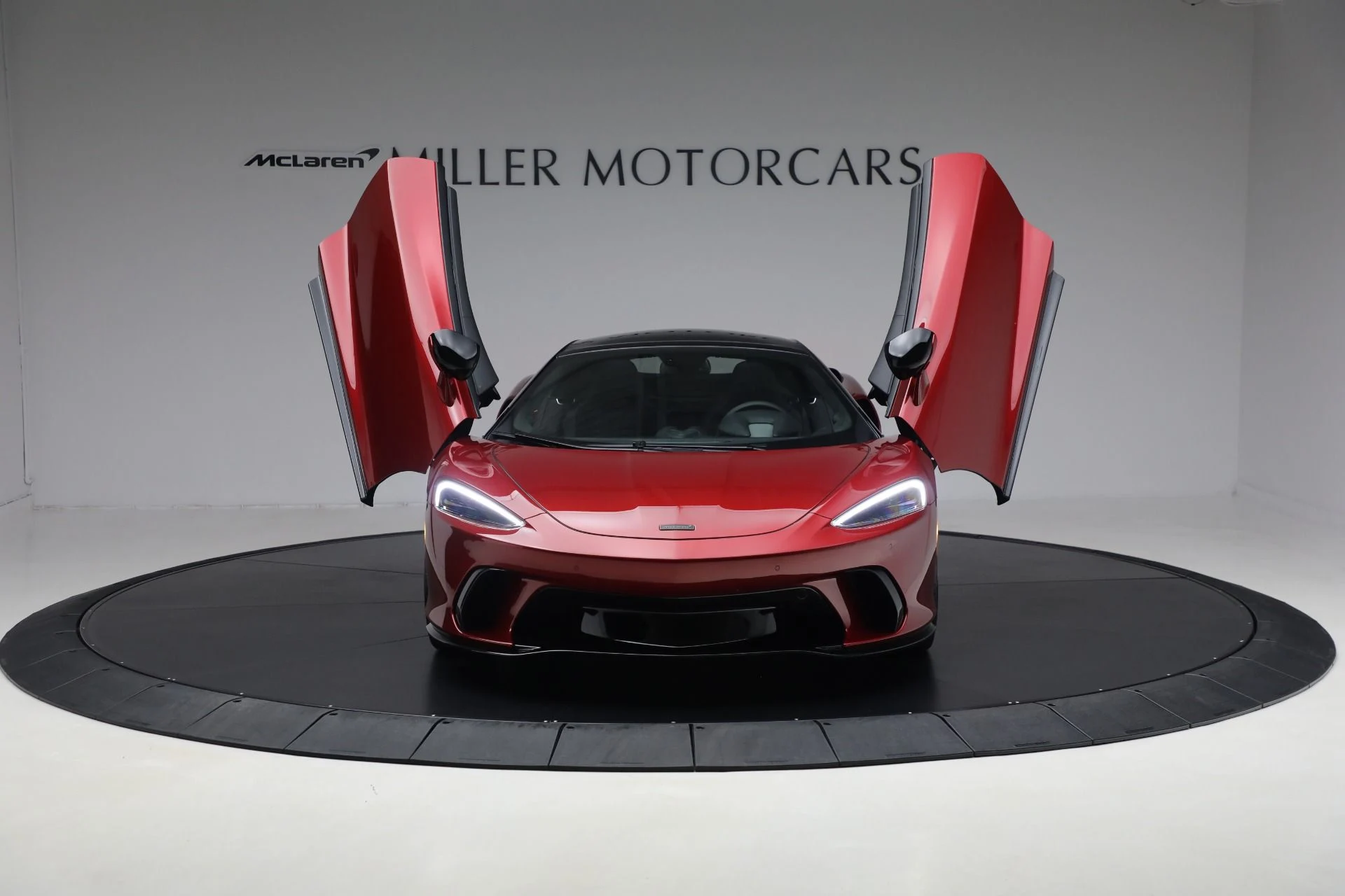 mph012_3008685602_New_2025_Mc_Laren_GTS_Tech_Lux_97cd94667e