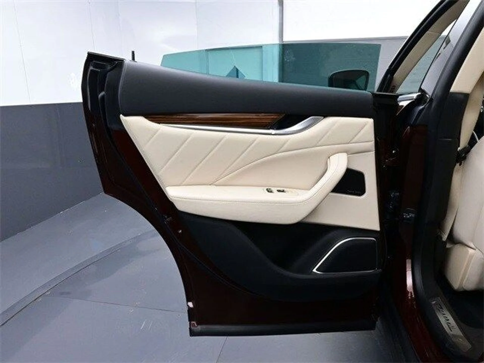 mph012_3010979828_281bfe8113e4ecd69b5ecfa4b715a128x_cd508cc234