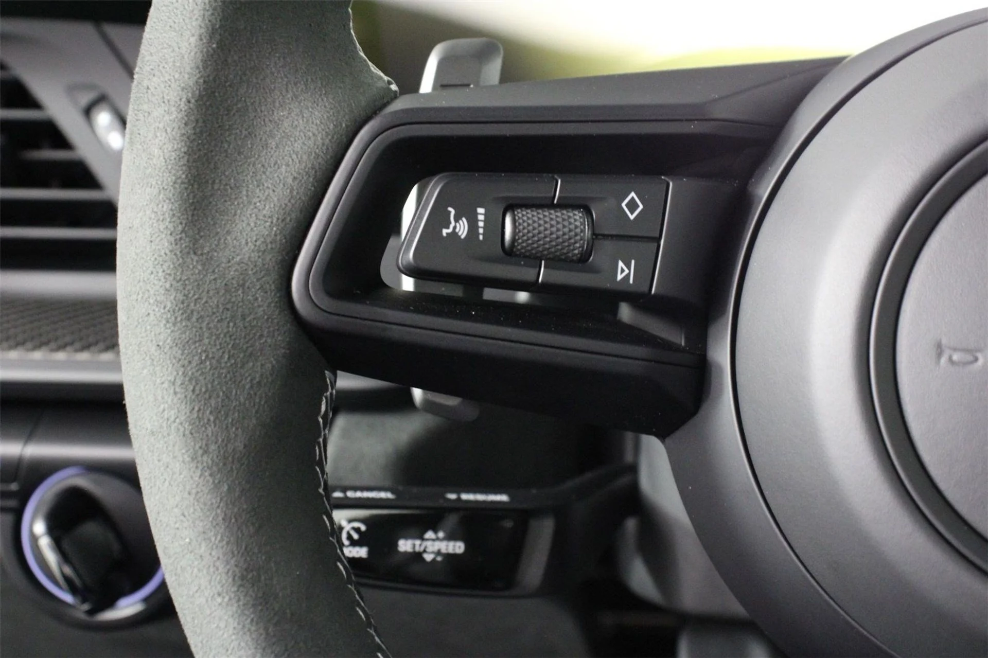 mph012_3024358011_4c486beead797a1c3af16c64f8a7d1dc_d2f97551ee