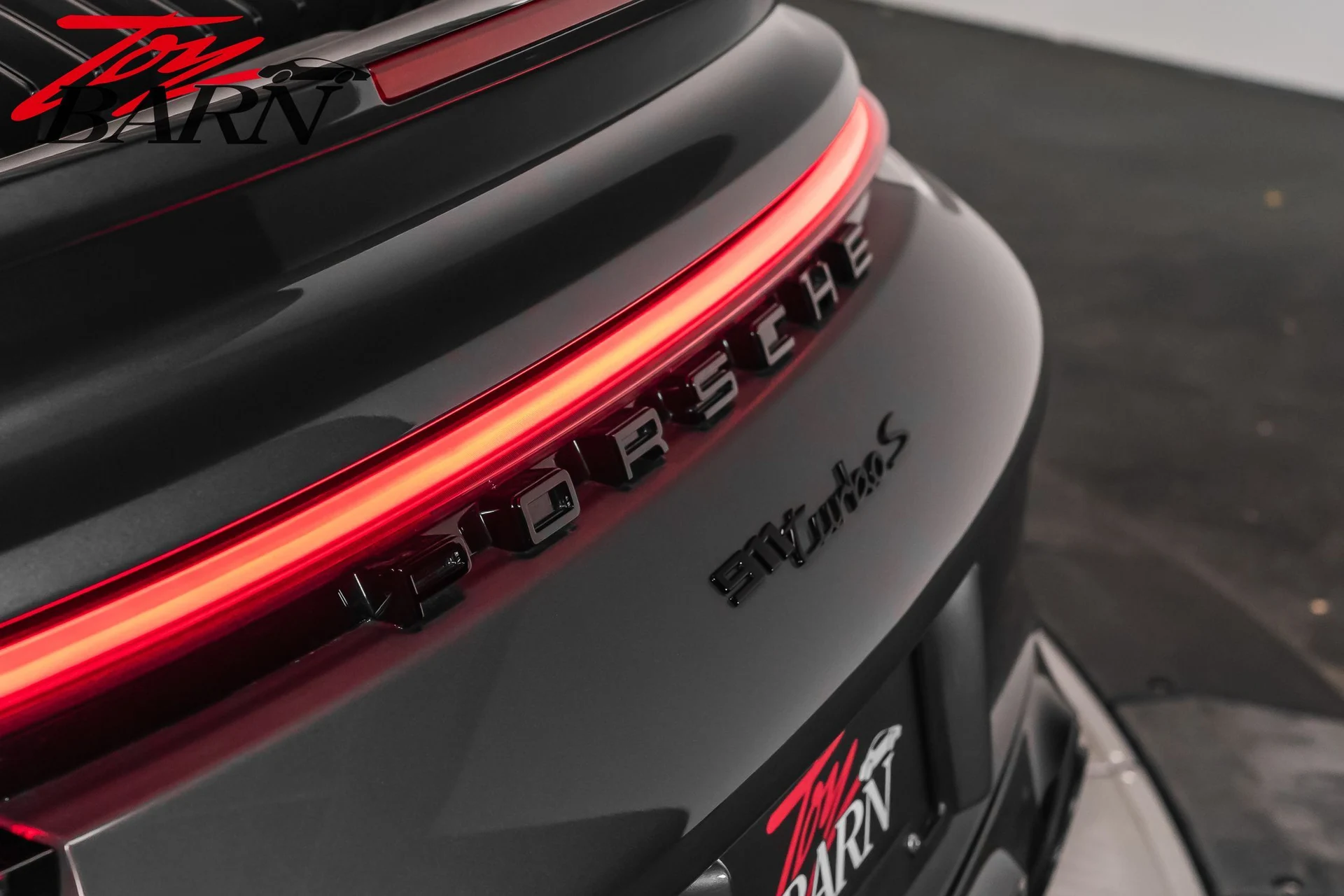 mph012_3028157150_bd9ee1e5526b1a35096091164661065bx_f4ac2130d1