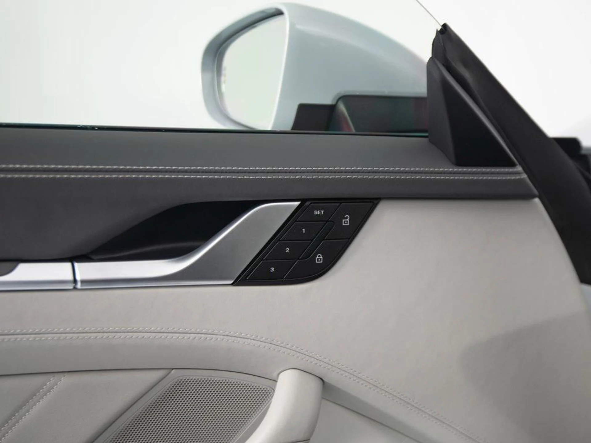 mph012_3029096233_l_NUCD_Lj1_Cn5_HM_7_Vf_Qw_YG_Hi7gqtk_3a1167a36c