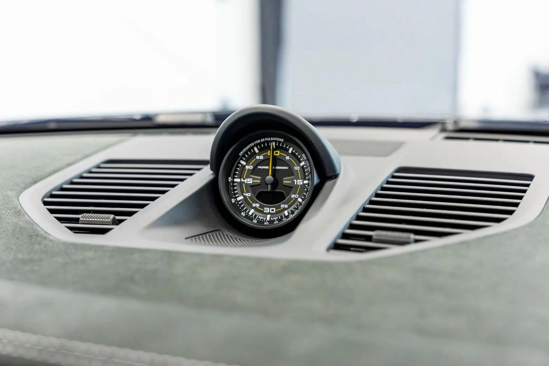 mph012_3035278976_Used_2026_Porsche_911_GT_3_Coupe_2_D_1787786278_5e947ad7c2