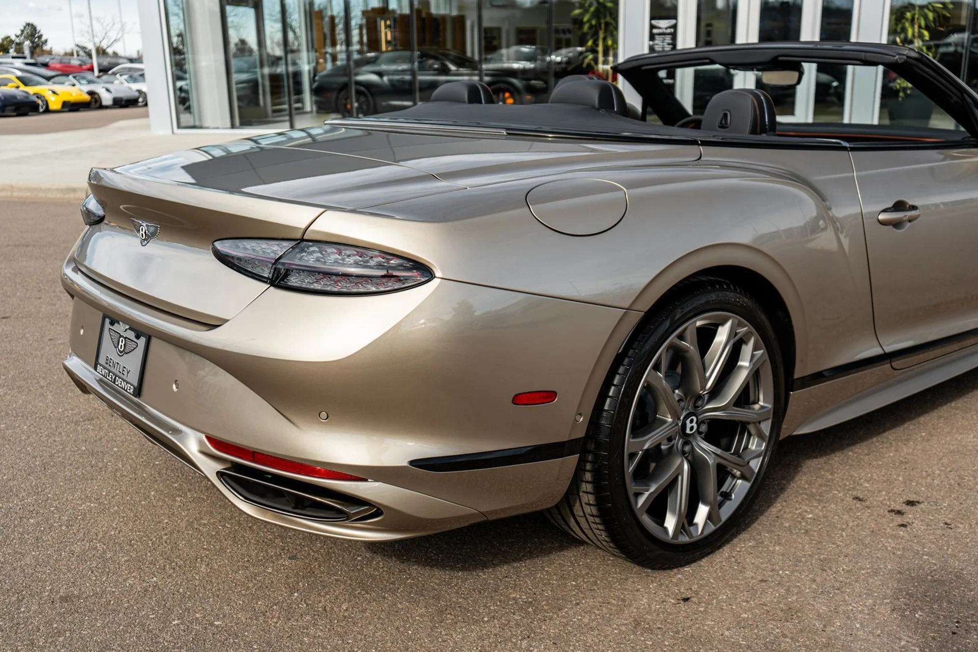 mph012_3035568937_50e01256_bde1_43a5_af31_422b6b1771fe_840916d115