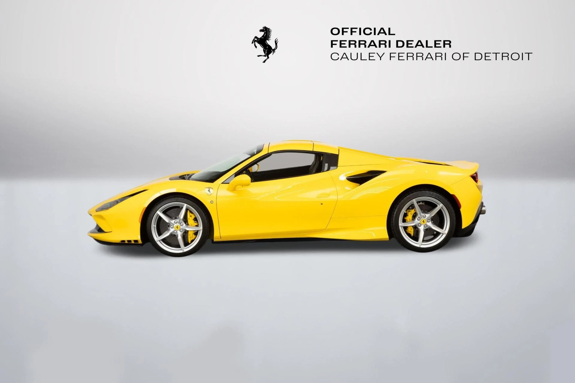 mph012_3042799003_Used_2021_Ferrari_F8_Spider_1778334394_b70d8bc82f