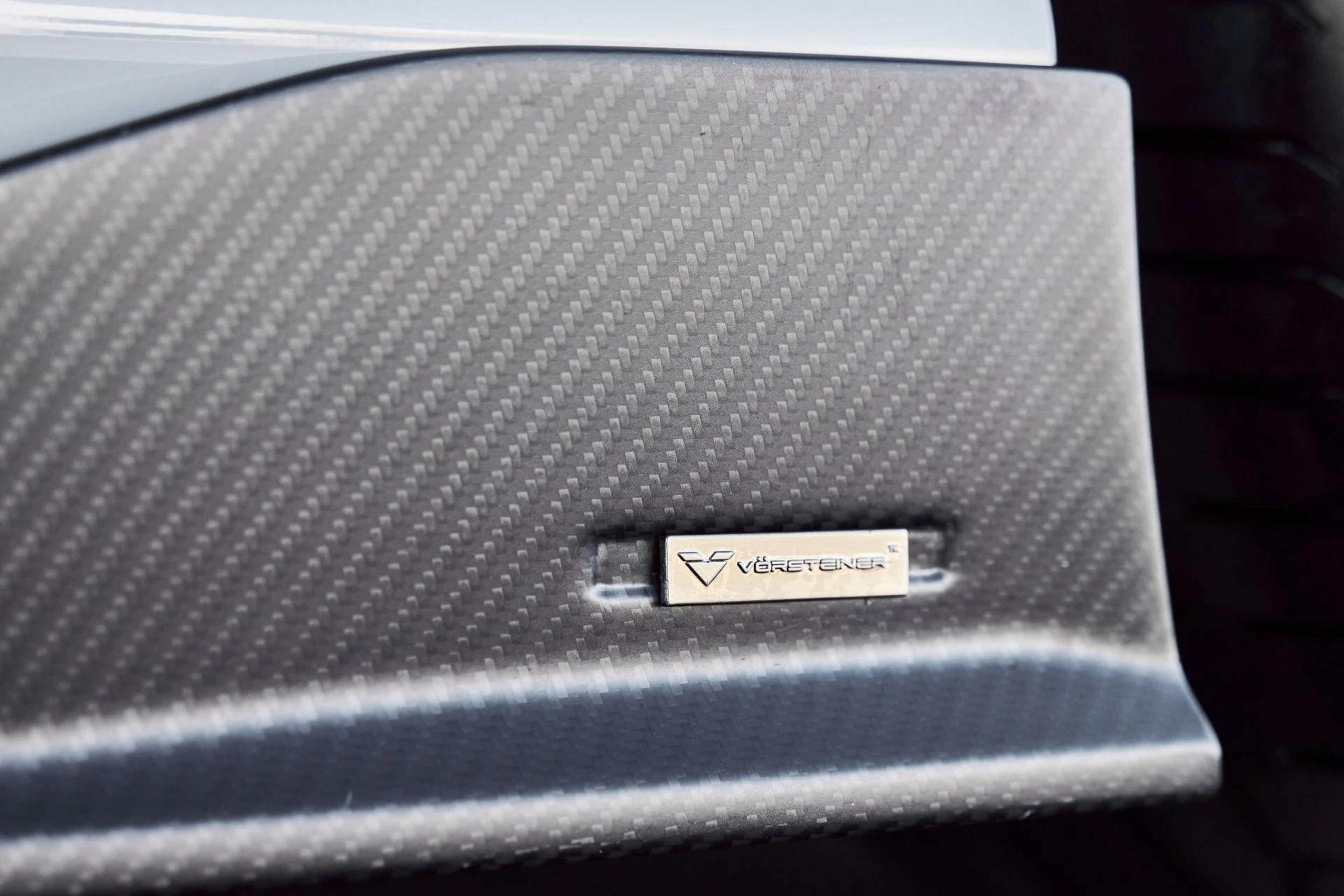 mph012_3052933188_Used_2023_Mc_Laren_Artura_1773773876_41e6e0b626