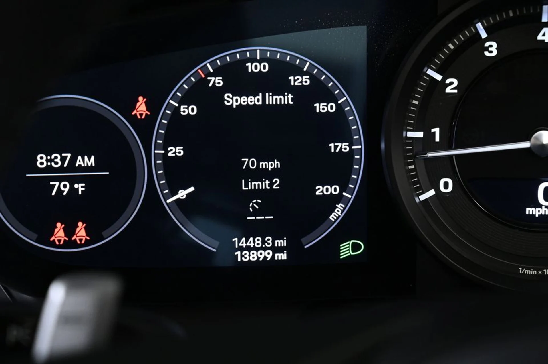 mph012_3083003954_11e592e76fd8a0be88ca9b1b0bcd3edcx_3598c61cb6