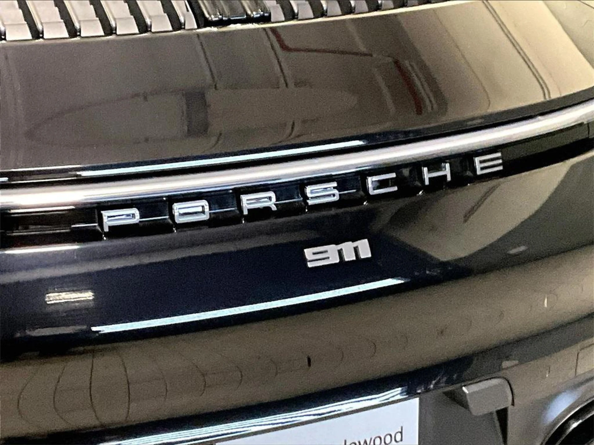 mph012_3092542625_96y_MSG_Uh_Xvn_EY_Vgj_Akz_Alz3_I7_II_7a54584d7c