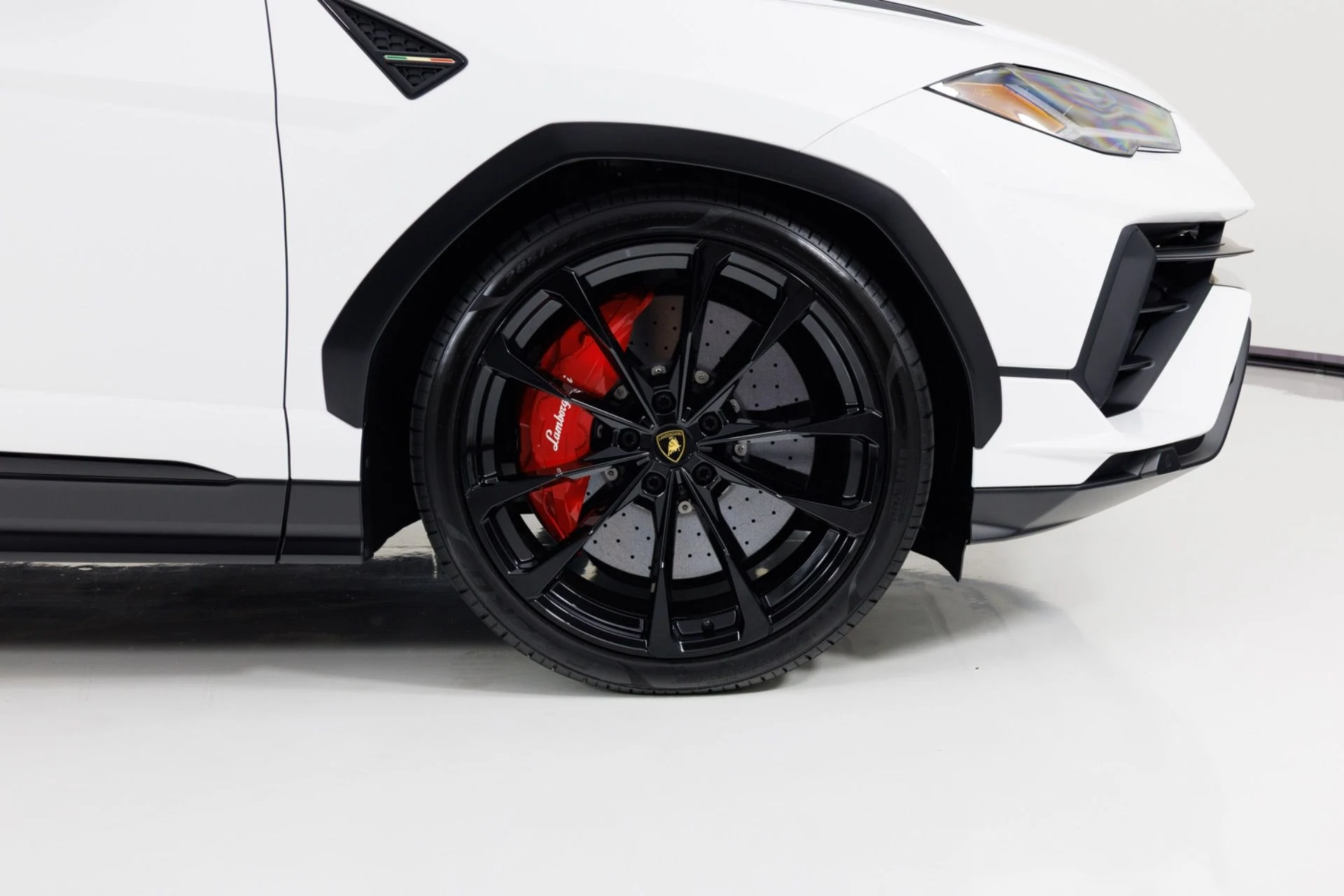 mph012_3094014113_Used_2024_Lamborghini_Urus_S_1788297644_ae4bc8f86f