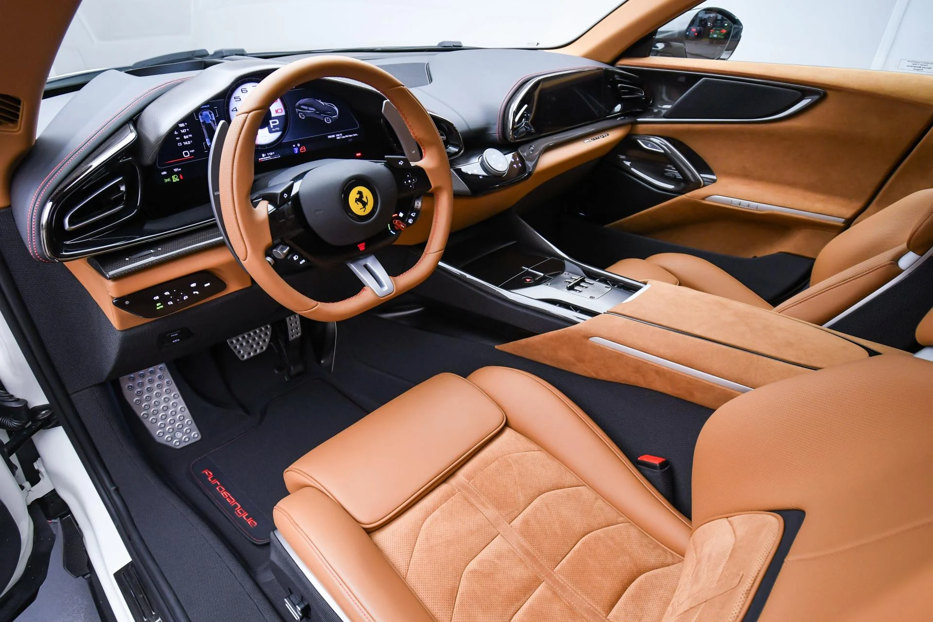 mph012_3094886812_Used_2024_Ferrari_Purosangue_Purosangue_1748680520_9e00aa1e14