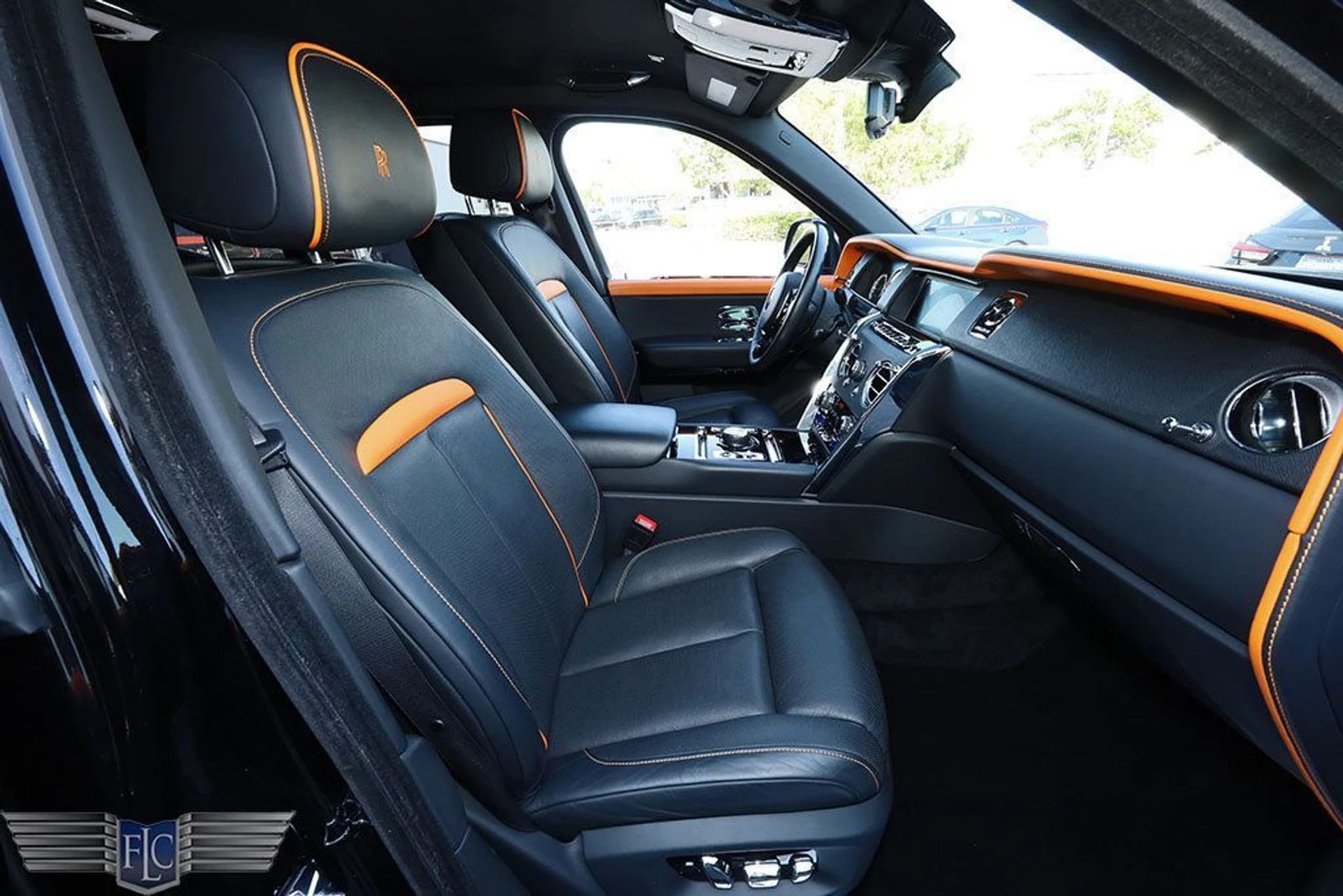 mph012_3097192020_used_2022_rolls_royce_cullinan_sportutility_6305_22954995_13_1024_7886bc8bf2