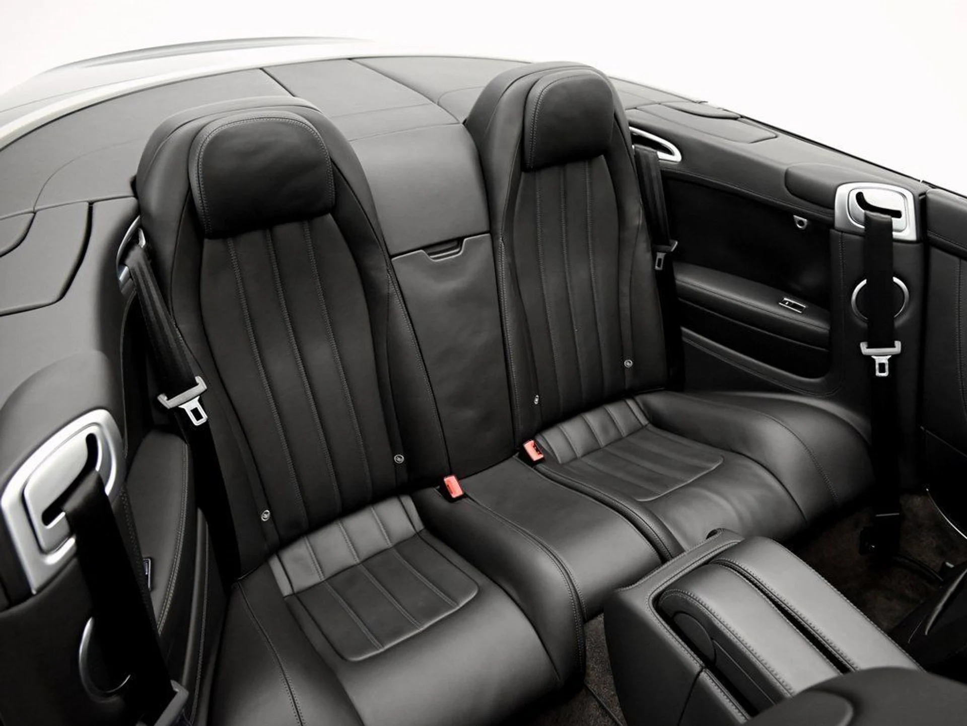 mph012_3101588741_d6585893c211e1b893895ee0387e571f_fa993395a1