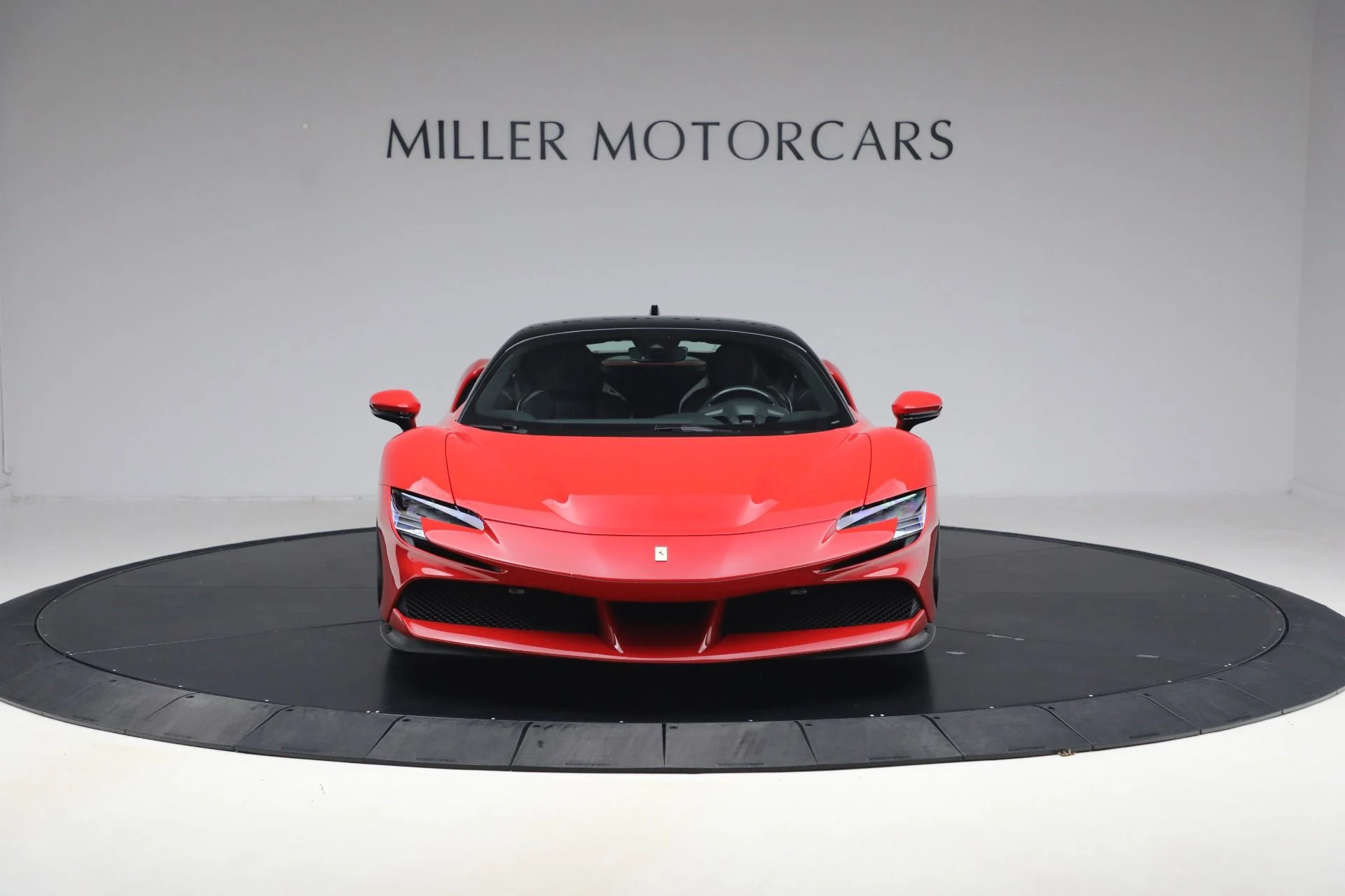 mph012_3118178793_Used_2022_Ferrari_SF_90_Stradale_1776195346_0caeb6f824