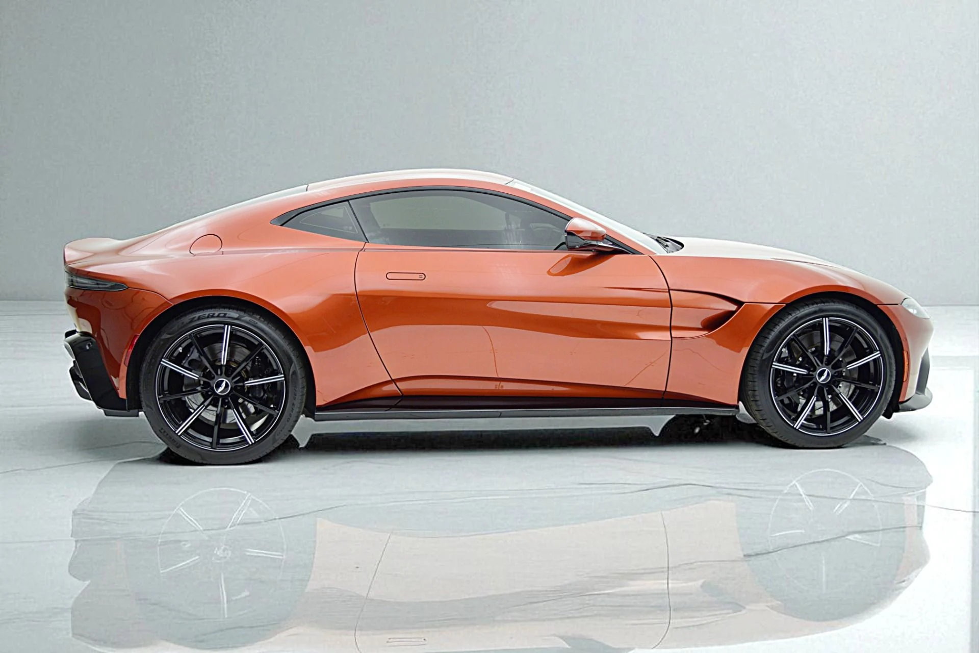 mph012_3123065708_Used_2020_Aston_Martin_Vantage_Coupe_ae876e7f41