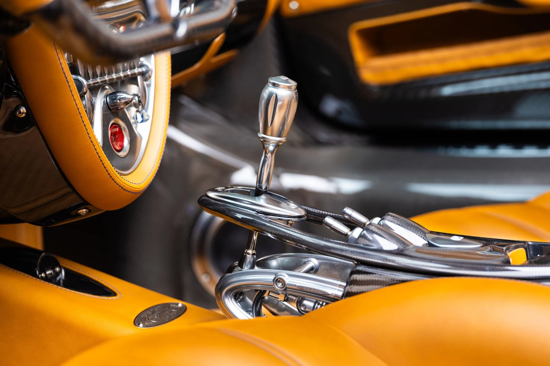 mph012_3123687225_Used_2017_Pagani_Huayra_Roadster_1775068005_3019c569d4