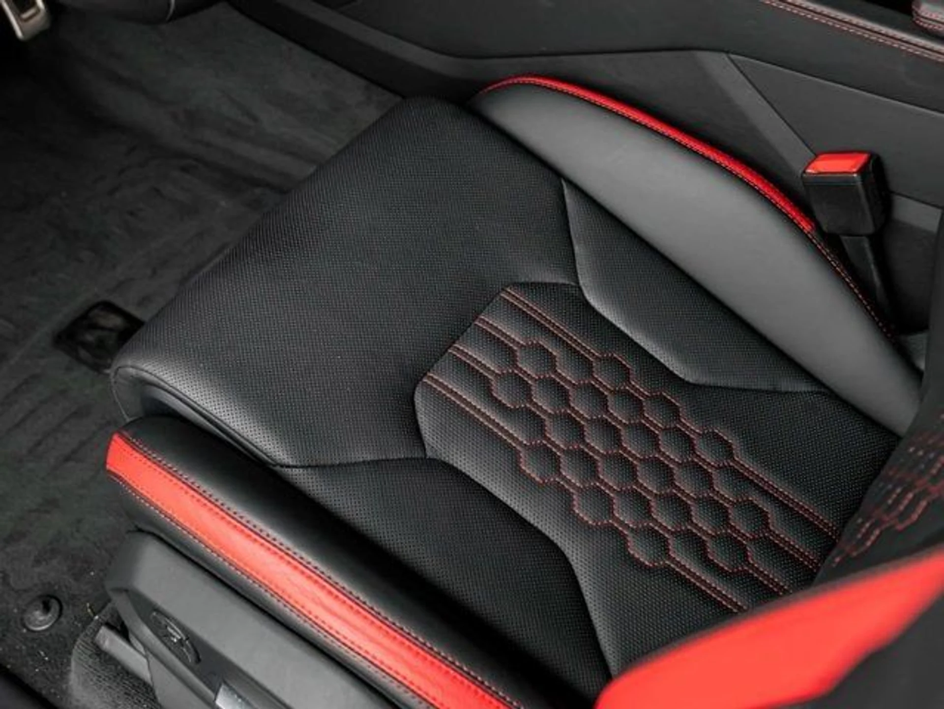 mph012_3128995285_13_000d02a40a