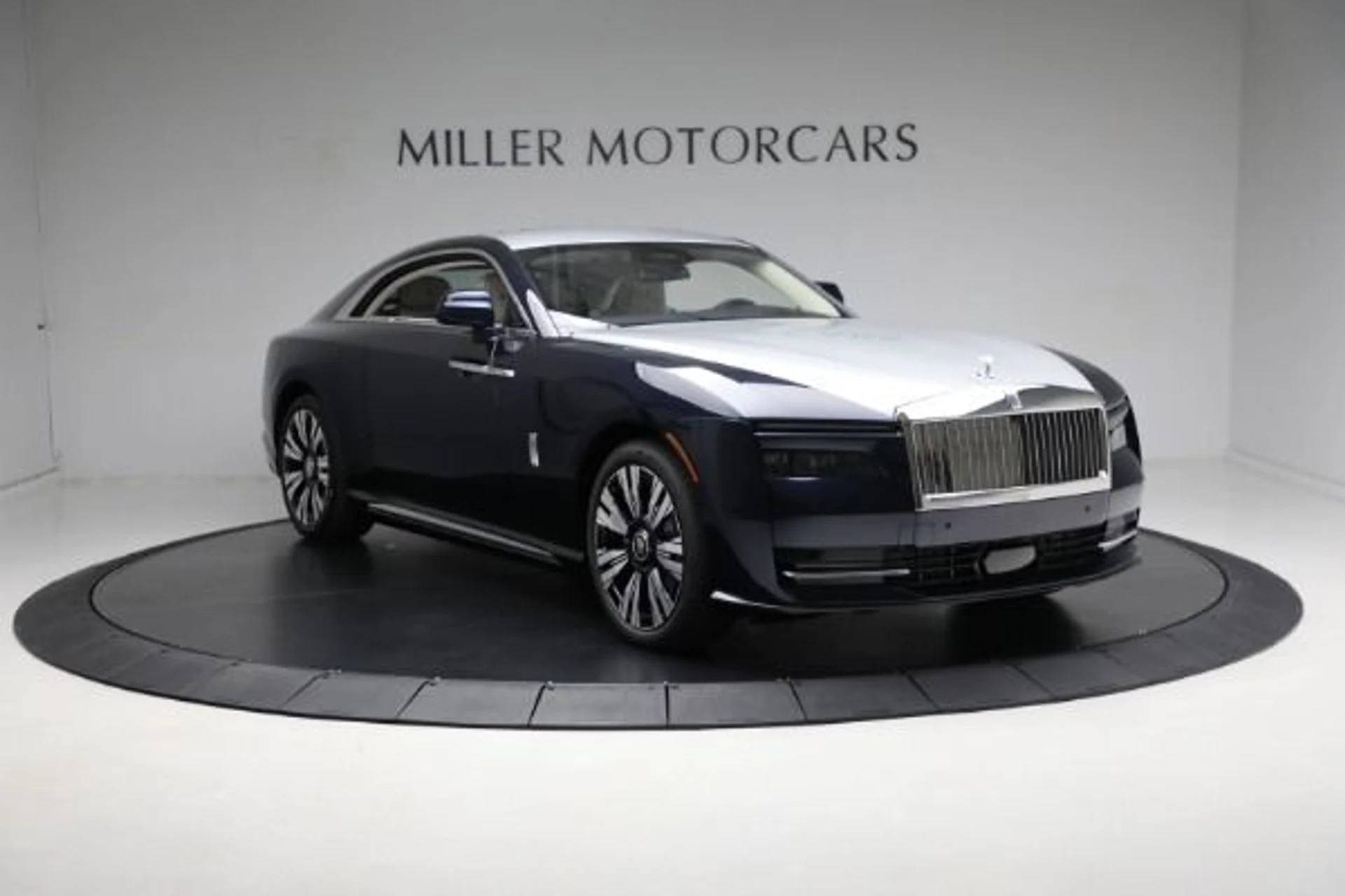 mph012_3129097284_New_2024_Rolls_Royce_Spectre_7be3b6923e
