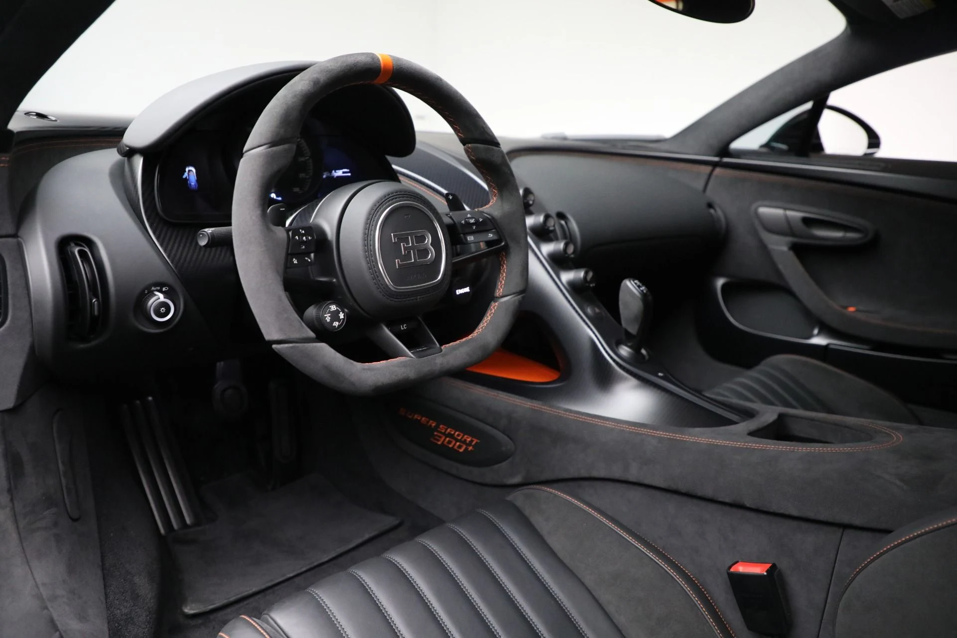 mph012_313970599_Used_2022_Bugatti_Chiron_Super_Sport_300_a70449be3d