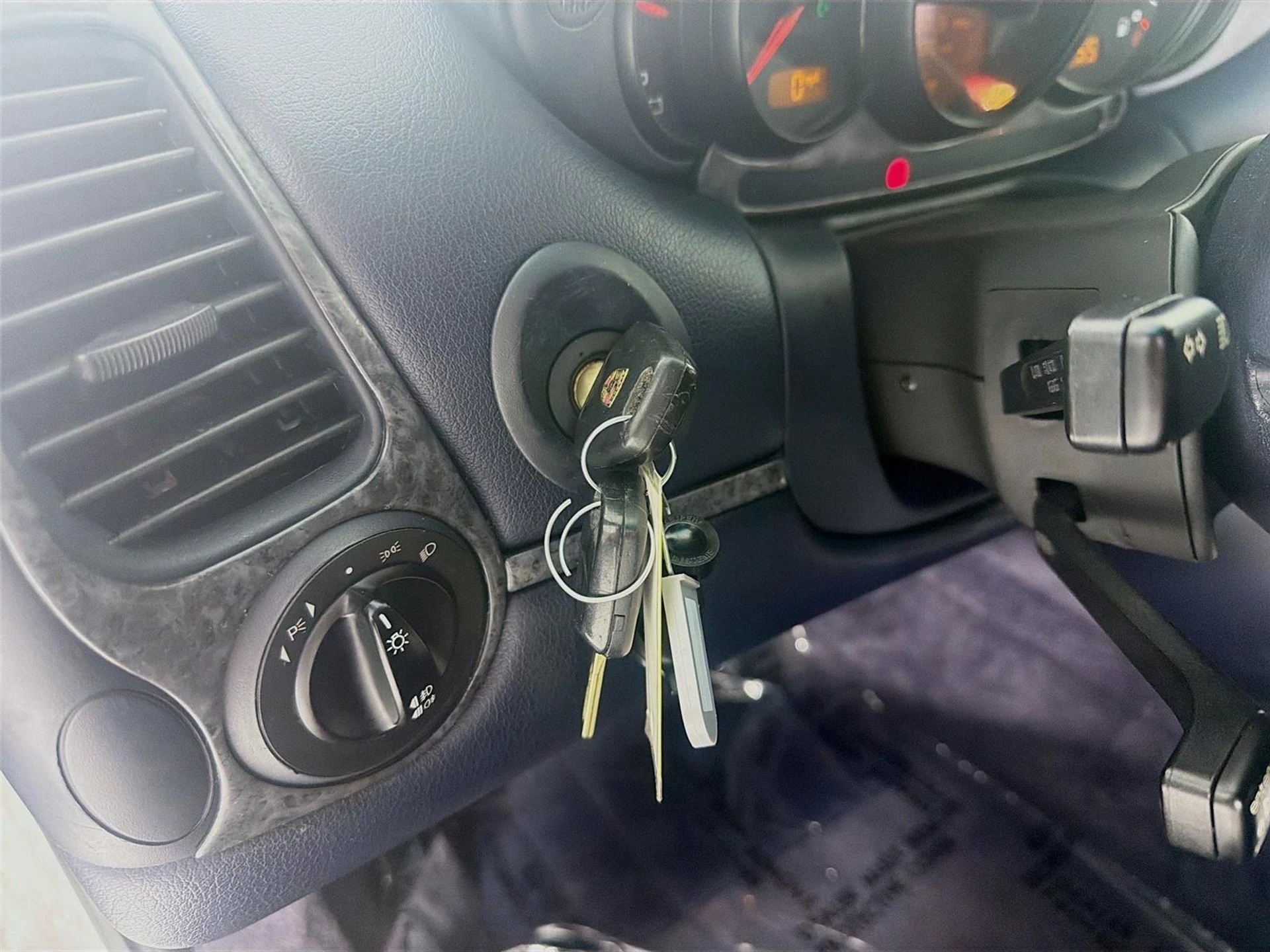 mph012_3139823431_9810b83312f4993a2176863af20d02d7_380c376917