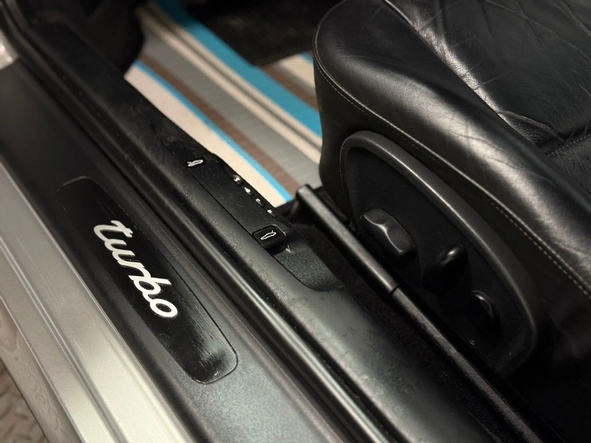 mph012_314473510_e0992aad03278de1f95f75d67e3a0dc3x_a6f82533d5