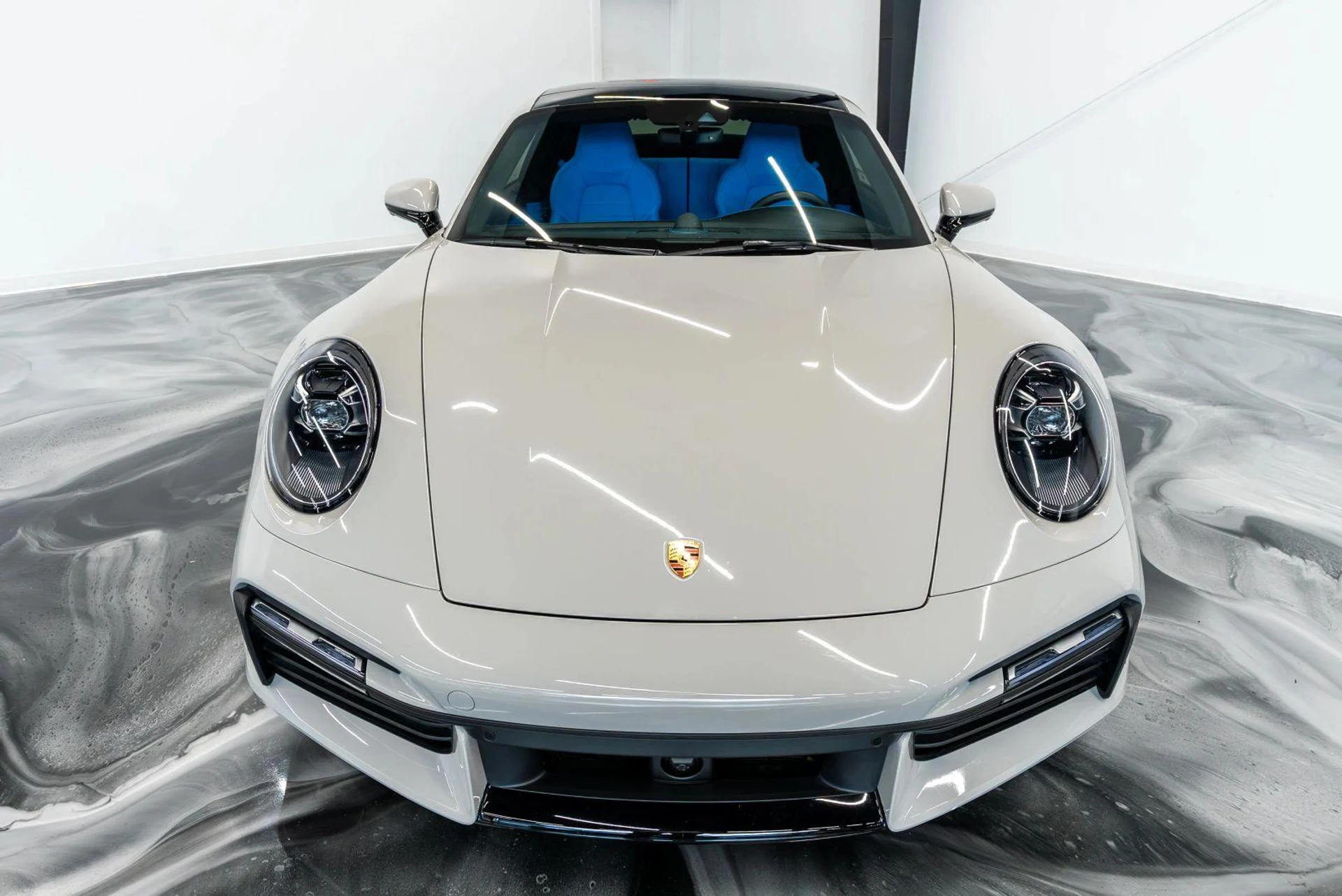 mph012_3144798797_Used_2024_Porsche_911_Turbo_S_Coupe_2_D_1781598397_07fa50b248