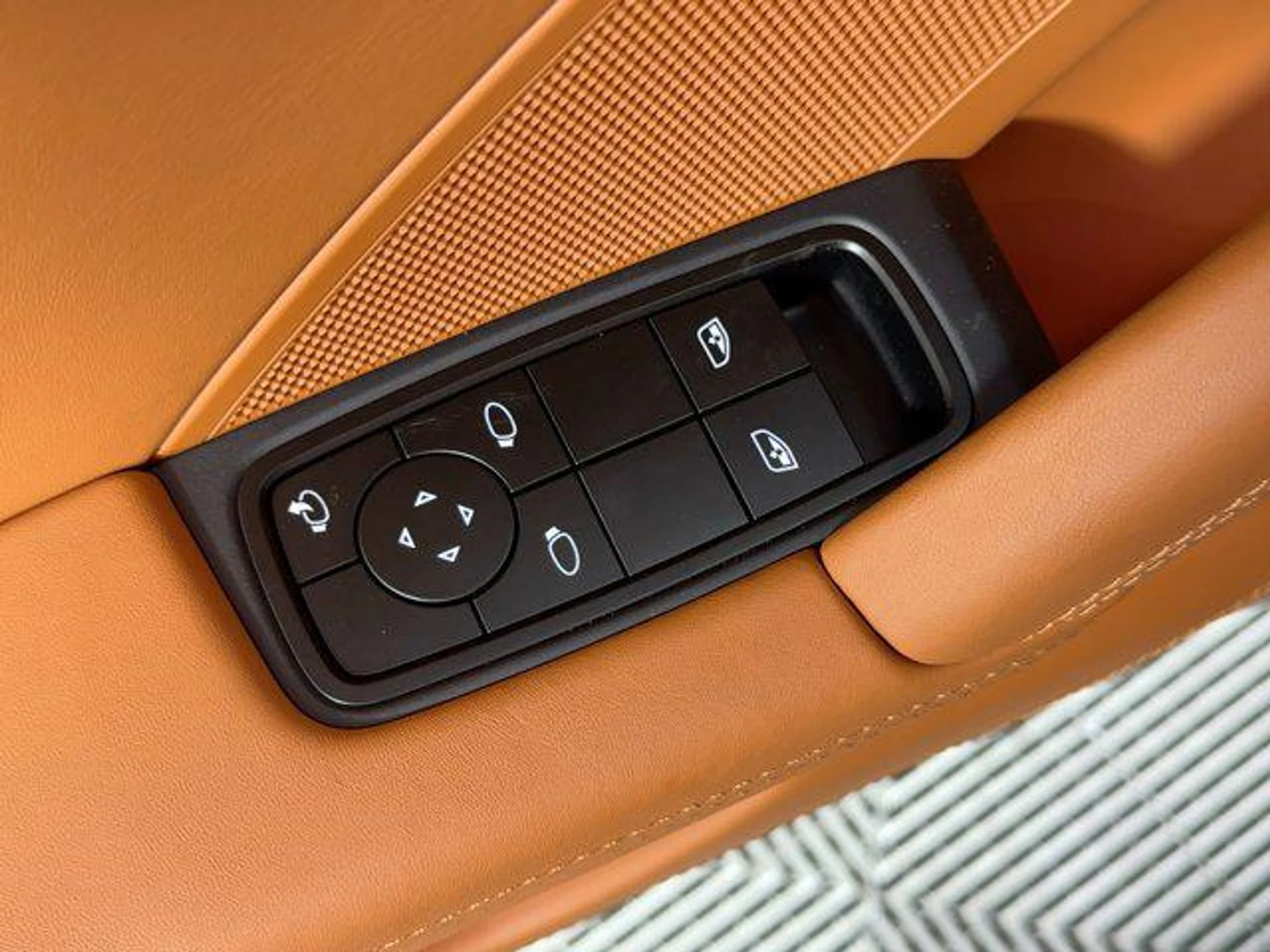 mph012_3144857939_I_Ysd_PC_3gpp6u_Qsavtqz_O_Bvh5r_I_80f447fb90