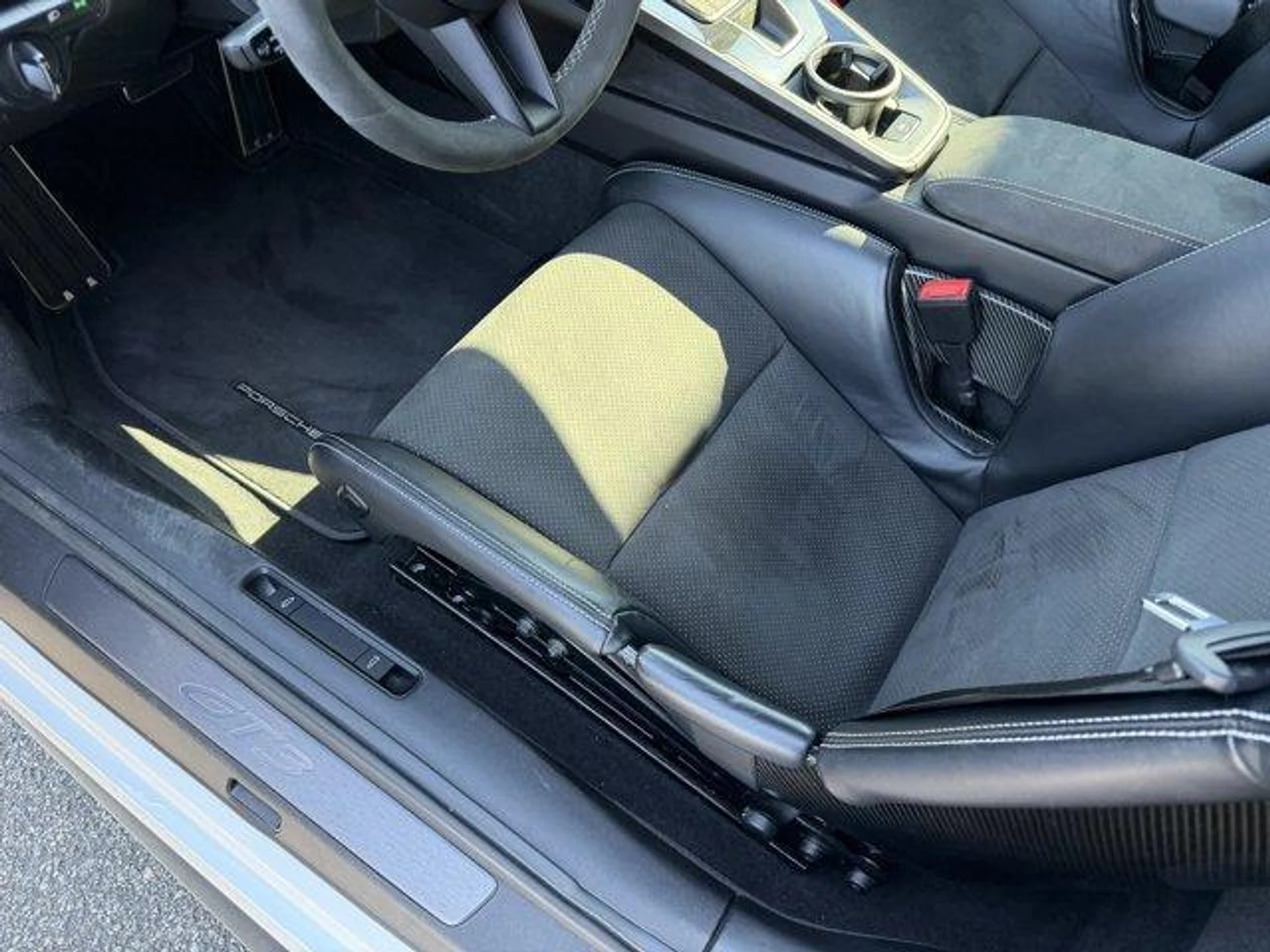 mph012_3150195404_uu_YG_Fq_Po_IZYO_0k3y_FAS_9v6_YAWO_8_509c63a5fe