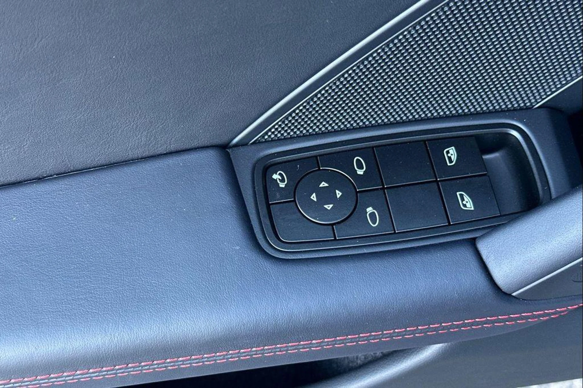 mph012_3157833406_w6_N_Rfa_Ji_D_Yp_DU_d_Dt_j_Vo_Xj_Sq_IA_e823385ddb