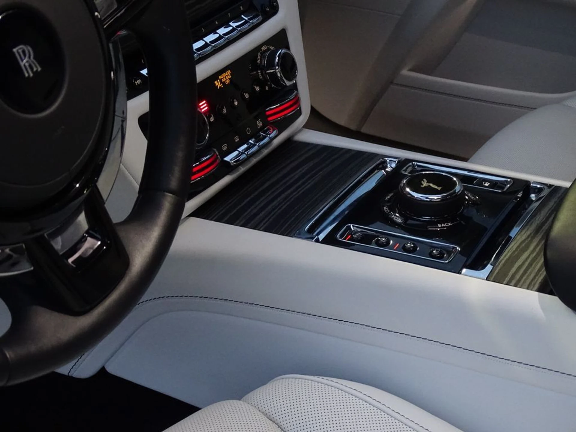 mph012_3163470660_05e552eec5b12904c420b63900f9327cx_61a65e816f