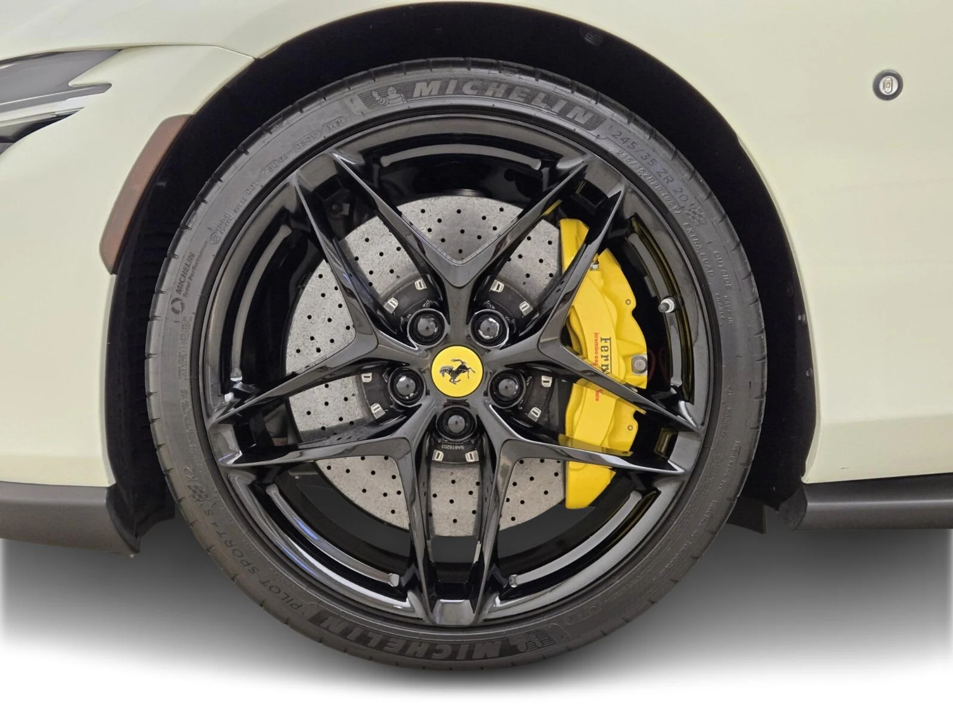 mph012_3164703436_Used_2022_Ferrari_Roma_1760771251_e5cd8c9f28