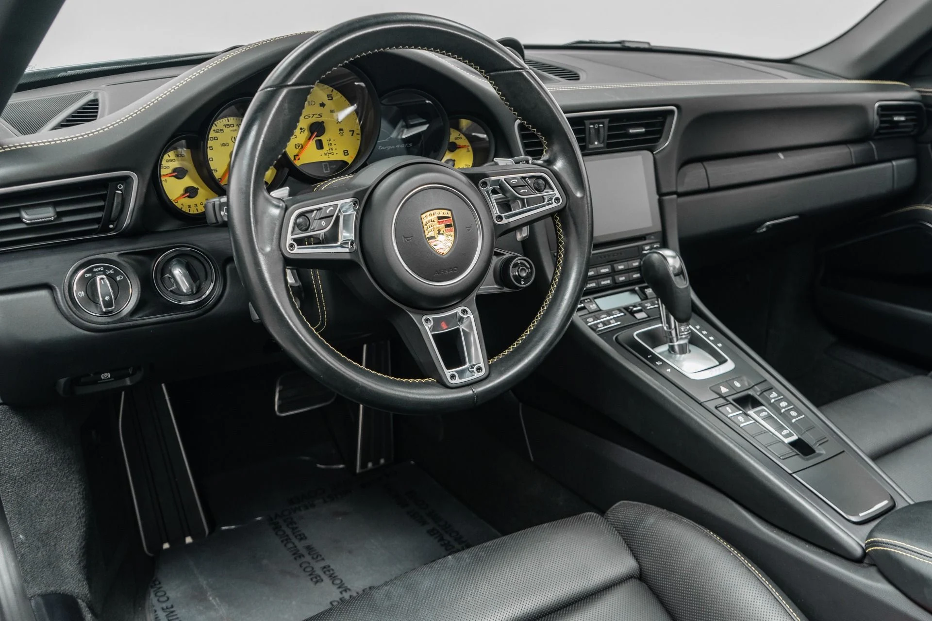 mph012_317115990_Used_2018_Porsche_911_Targa_4_GTS_1781794965_f7e06e72d3