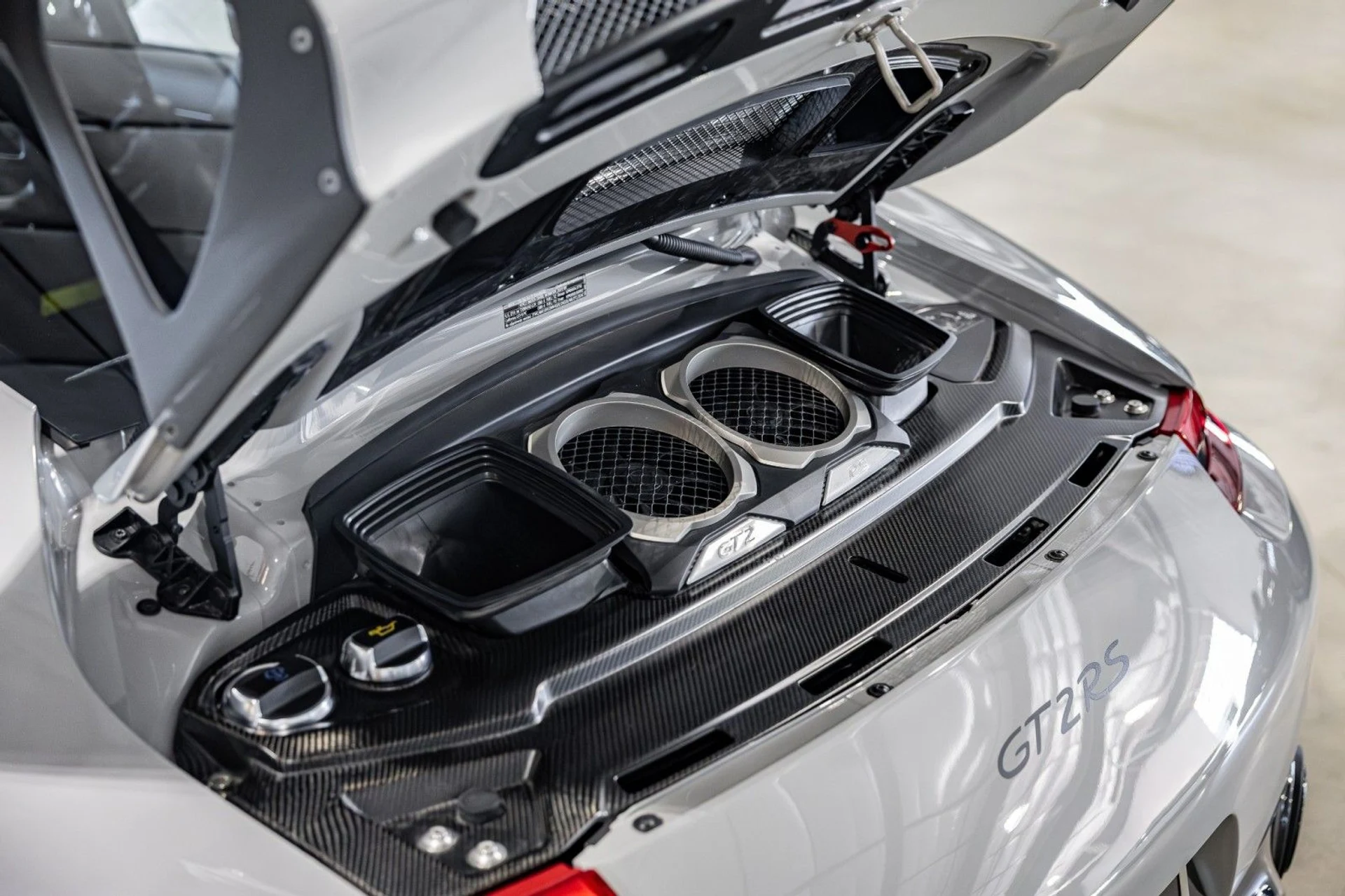 mph012_3173185490_1g_ac094dc01d