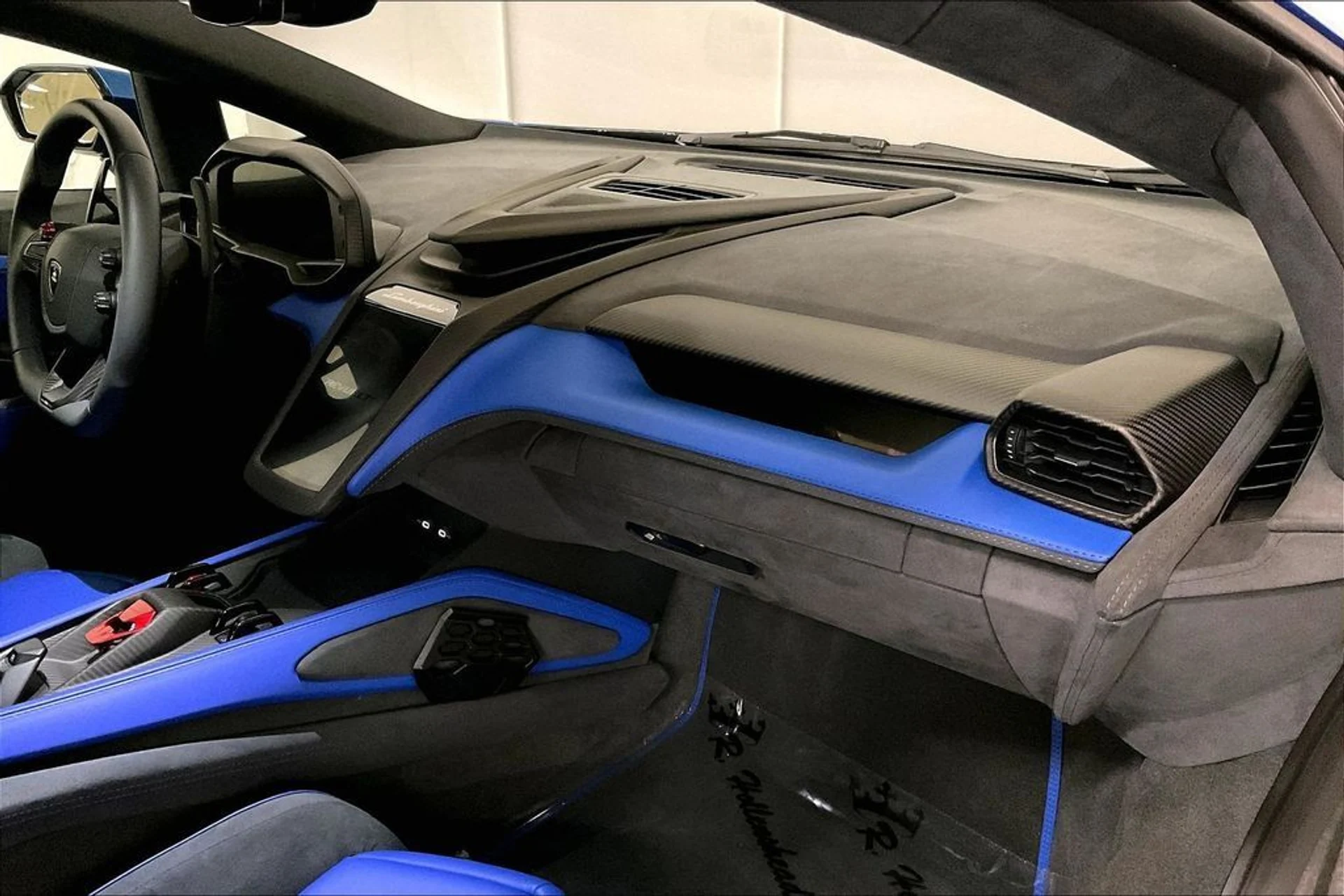 mph012_3177388314_c27566b4f15b04db9d6cdb95d646914dx_a244c8b580