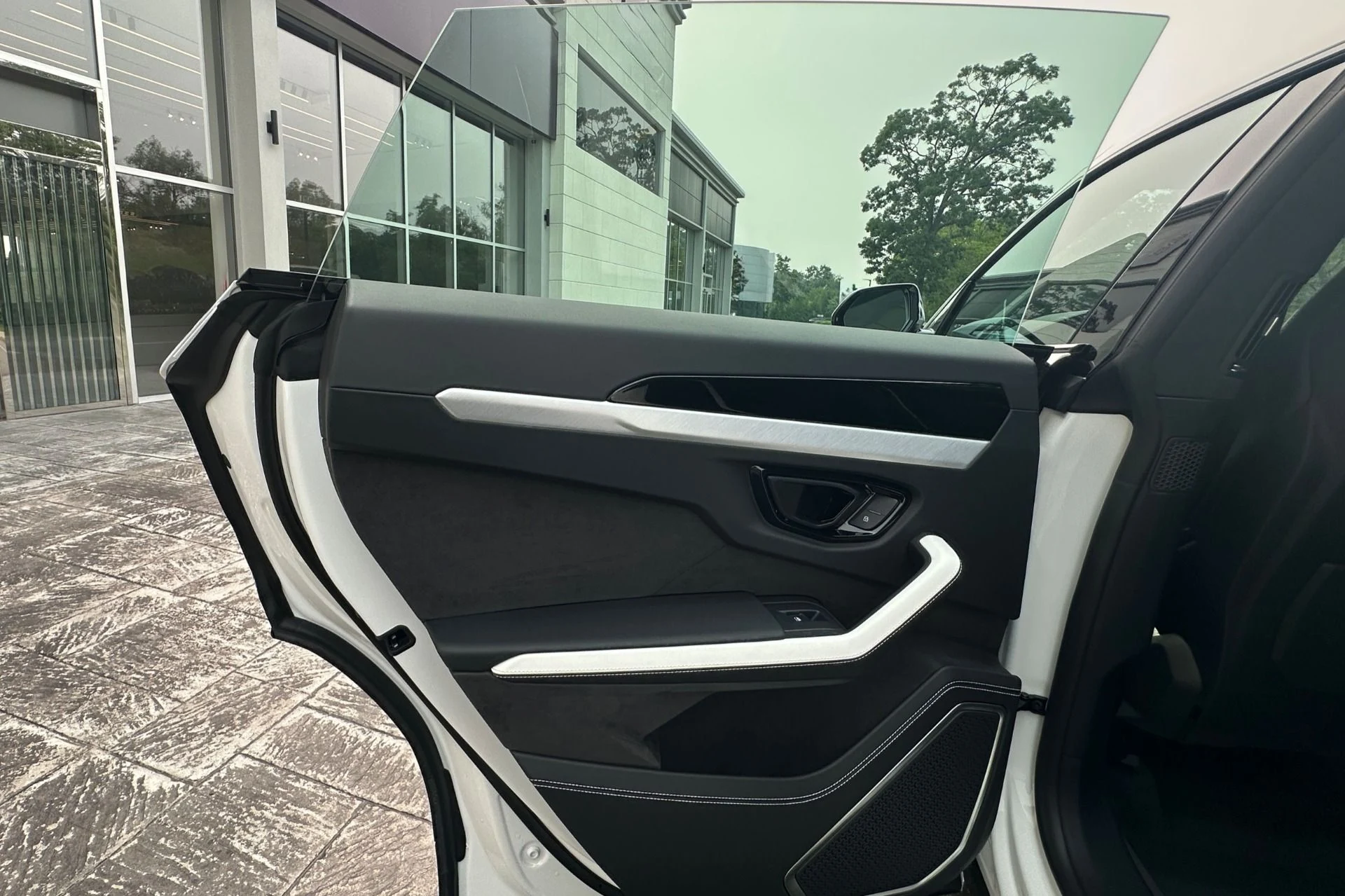 mph012_3183485558_New_2026_Lamborghini_Urus_SE_1784539635_6f3c88c666