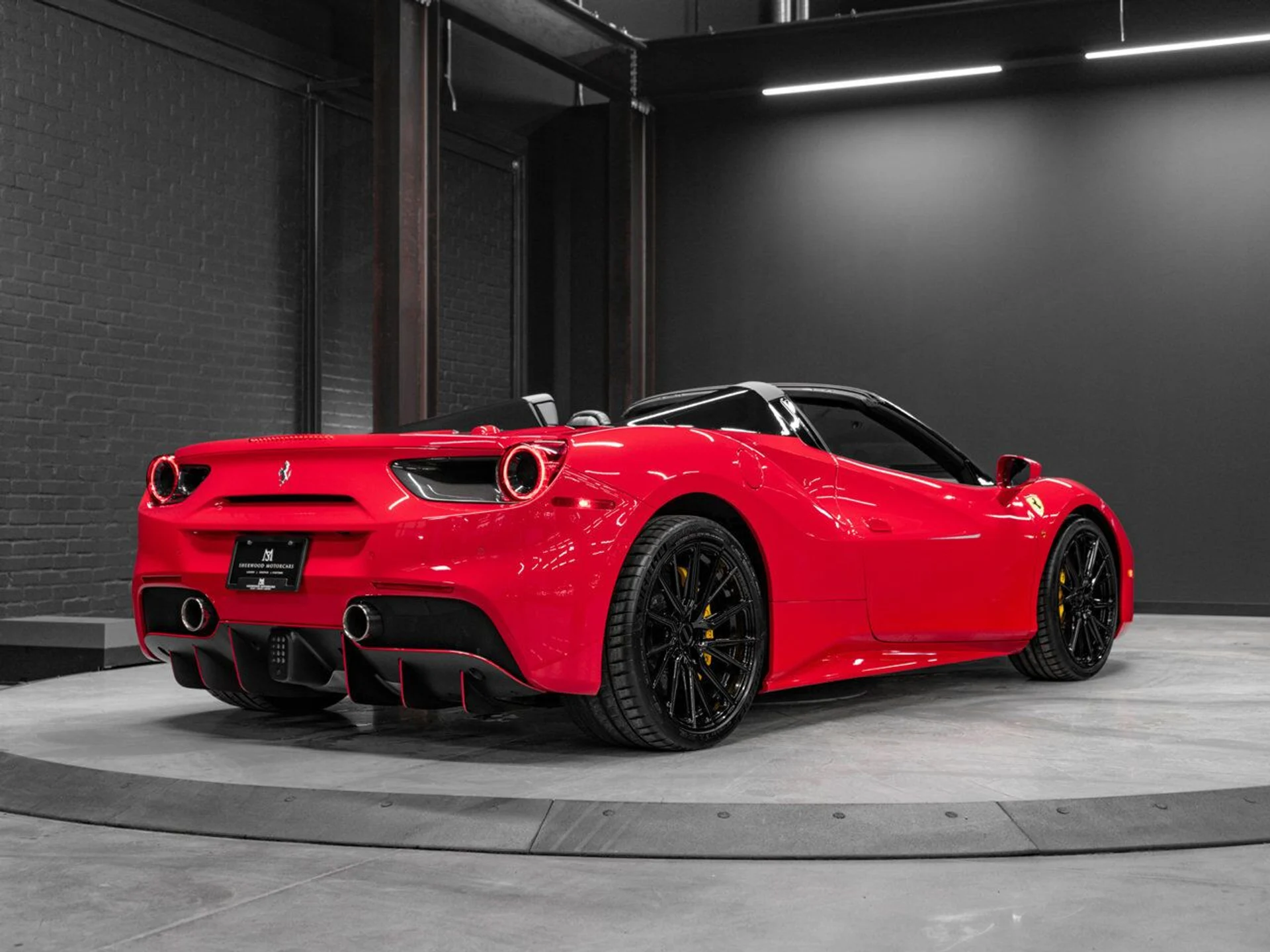 mph012_3187799019_ferrari_488_spider_2018_1e07619cc9