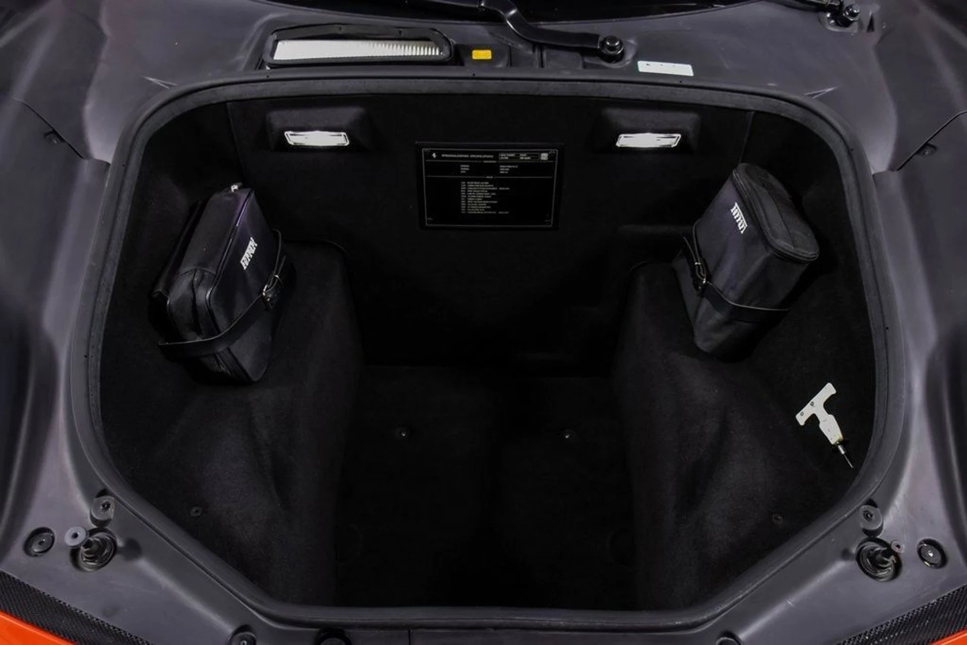 mph012_318950848_20f5d8c478e940b24bb60b44c50ccbaax_b468000ddf