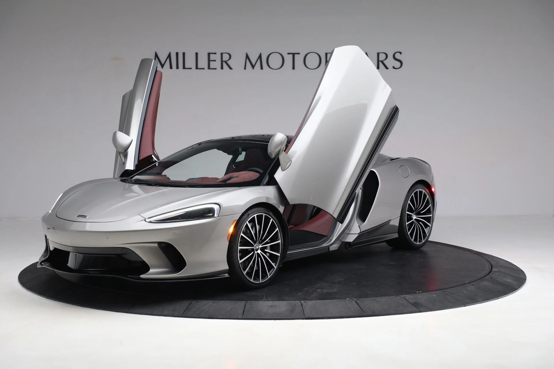 mph012_319965408_Used_2023_Mc_Laren_GT_Pioneer_df4269a2b2