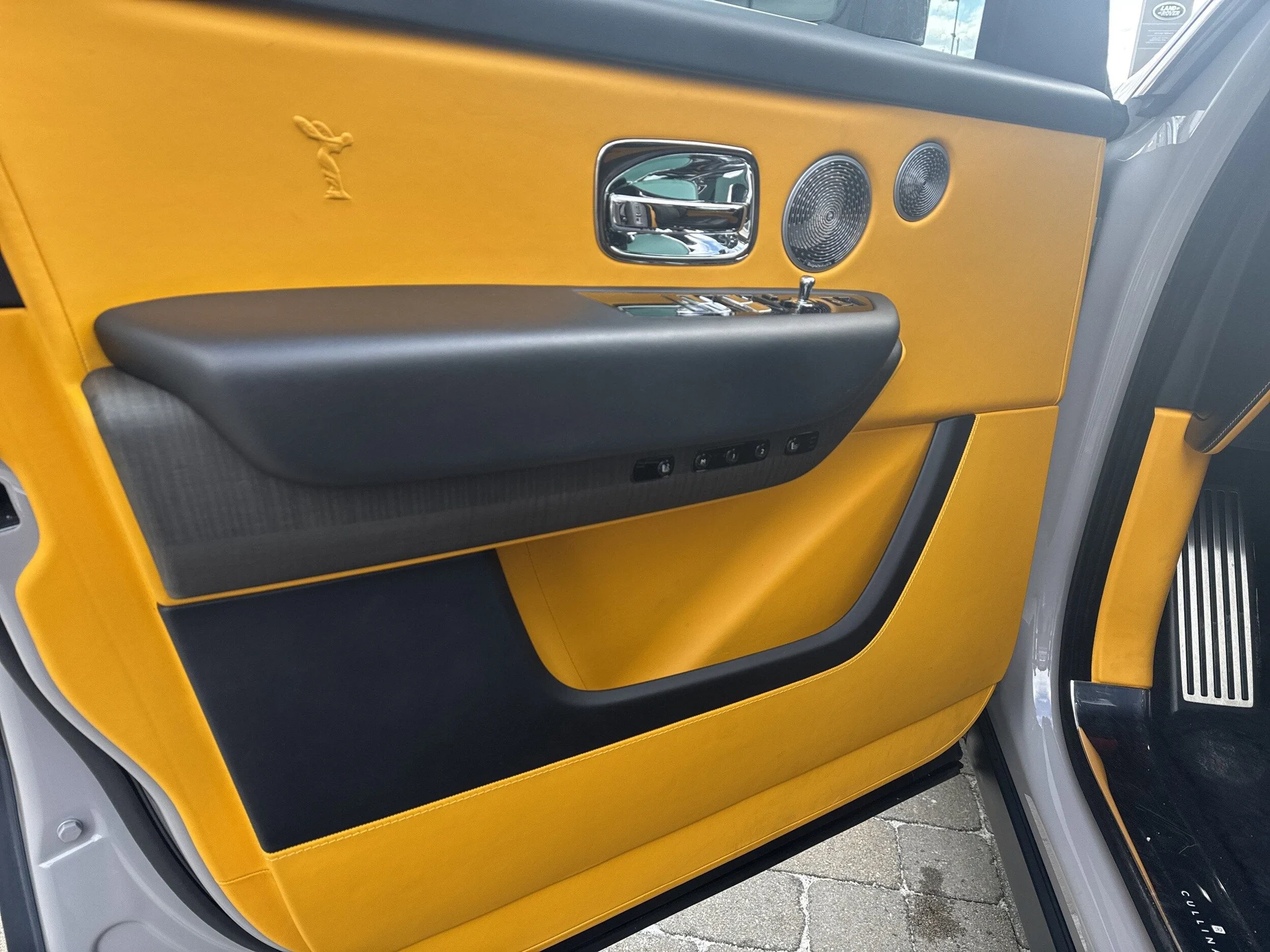 mph012_3206092745_82b52f8ae206bdc1a9ecb6f38b2bd069x_54aa5e8733