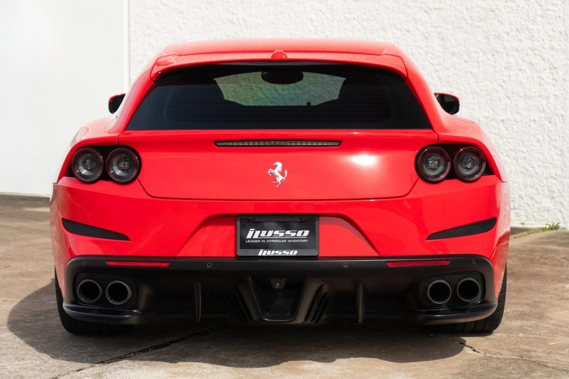 mph012_3206763802_Used_2018_Ferrari_GTC_4_Lusso_T_1771449324_58ce1537ae