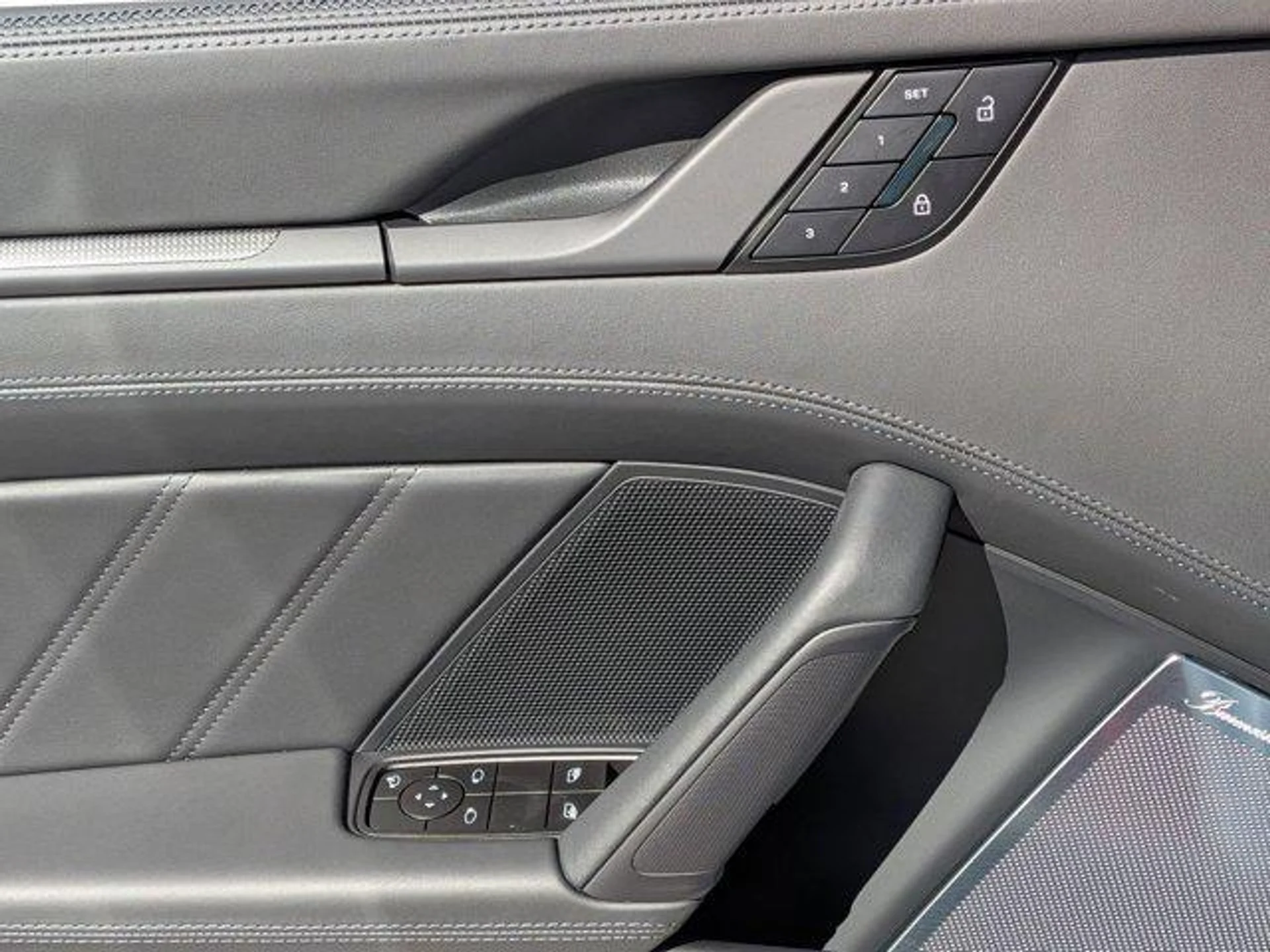 mph012_321493158_CZ_9_Ur6_Cmmb6_Kc_Om3z_Pq_Ub_AR_Cg_K0_5b800abe4c