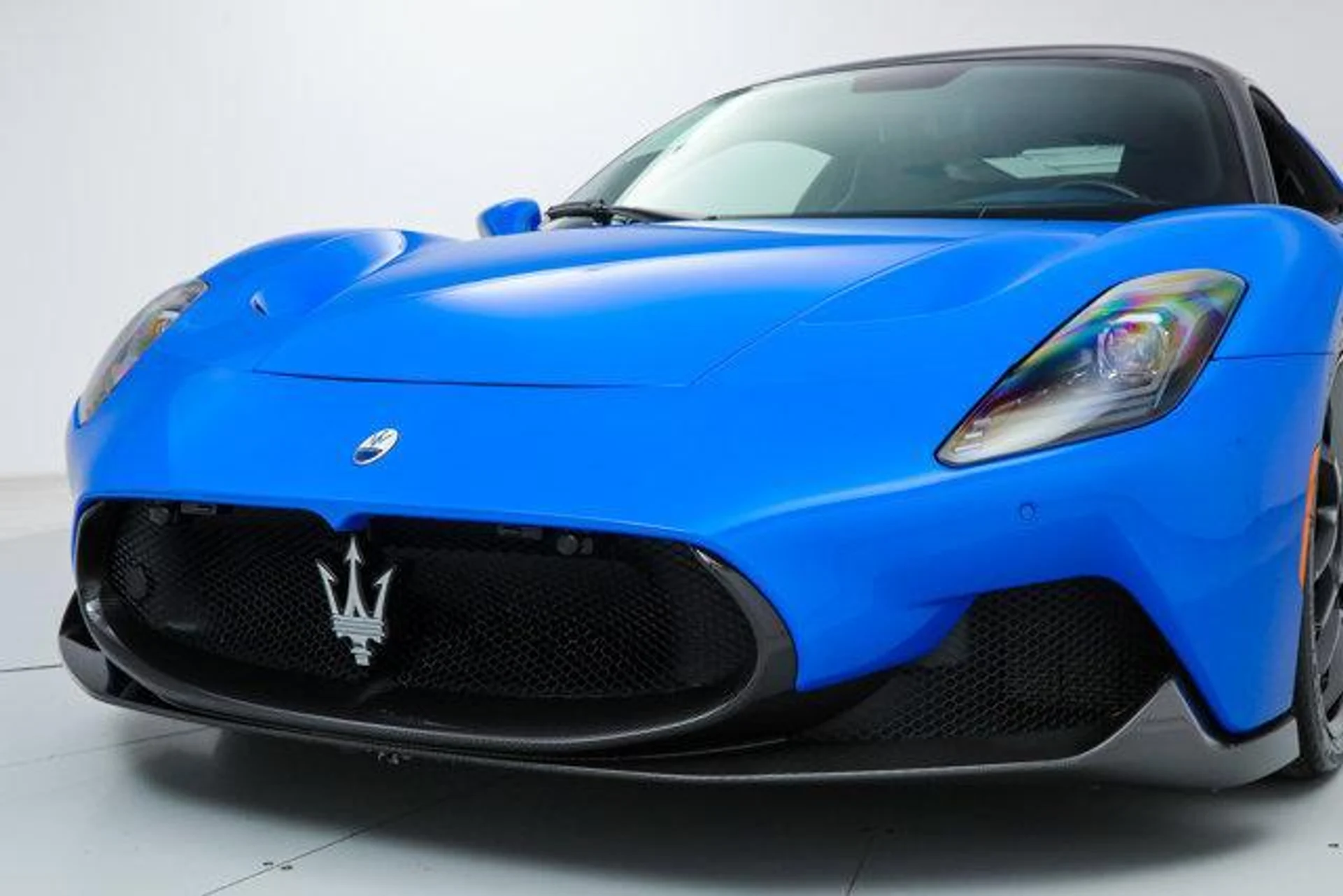 mph012_321867172_d_Mu_YH_6fl_z_BRS_Rt848_N8xa_Xl_Y_e4a05733ef