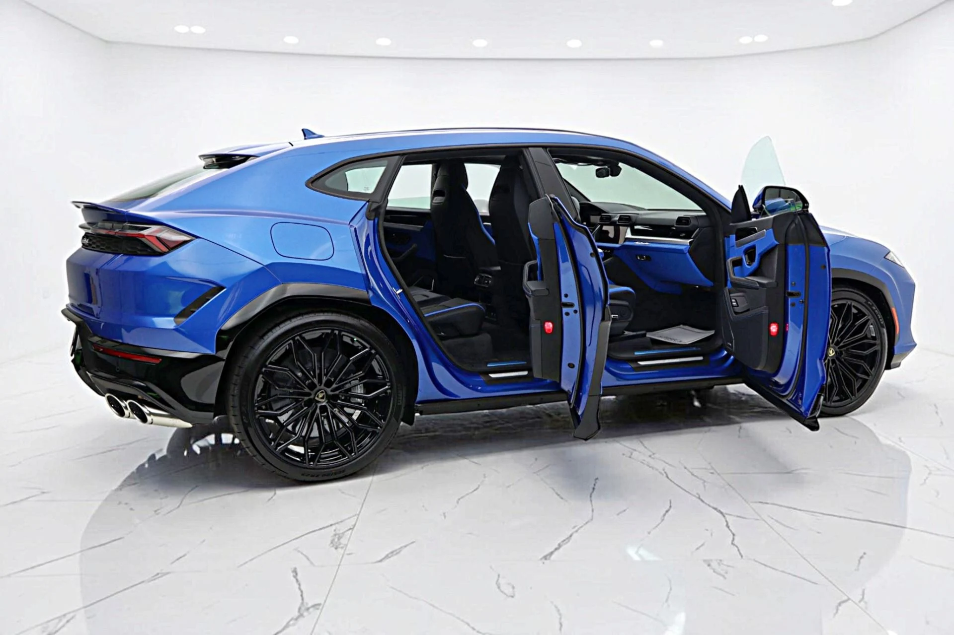 mph012_3229768101_New_2026_Lamborghini_Urus_SE_b8329b7dc0