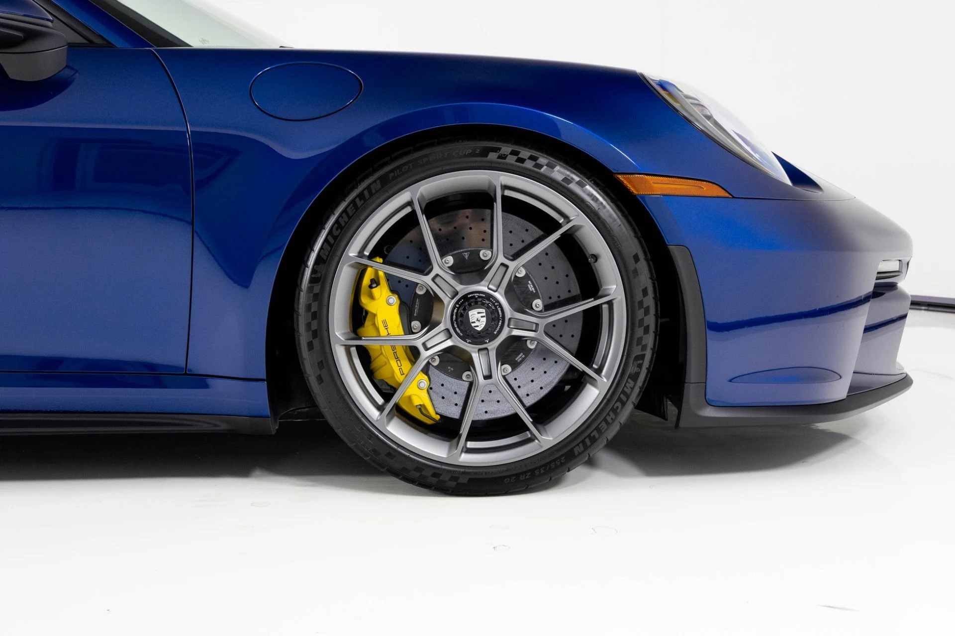 mph012_324174773_Used_2022_Porsche_911_GT_3_Touring_1764706392_fda521194e