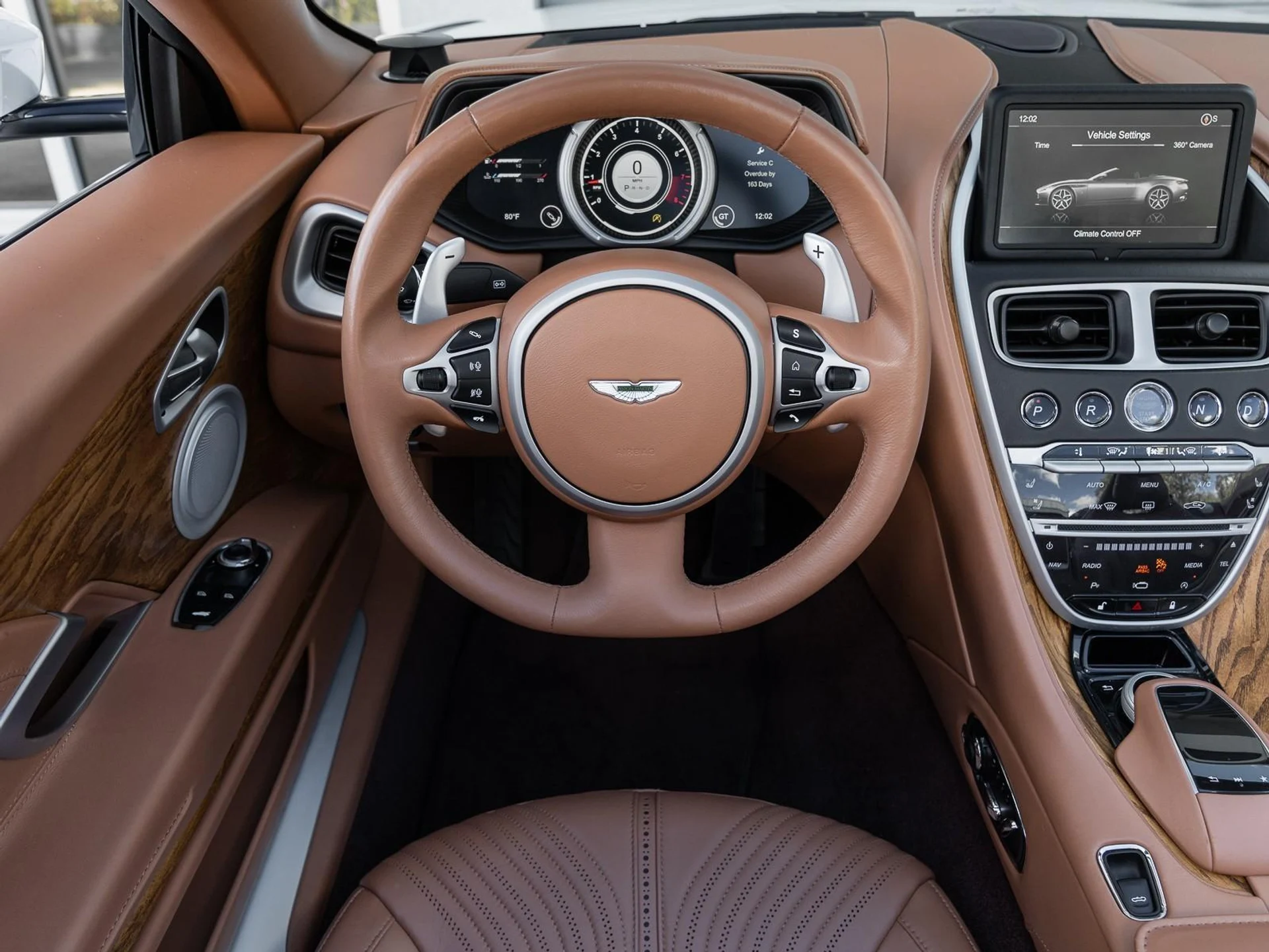 mph012_3242380638_Used_2019_Aston_Martin_DB_11_1760731525_2e79bdbd00