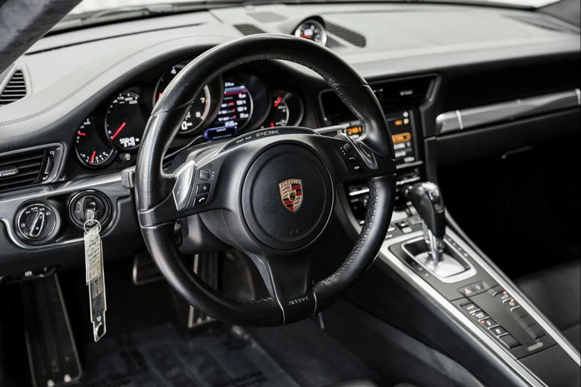 mph012_3243497745_x_Fa_Pk_XX_4_Qyz_Dl_Ry3udn8_Ow9_M_Qr4_a7cd4b8d0c