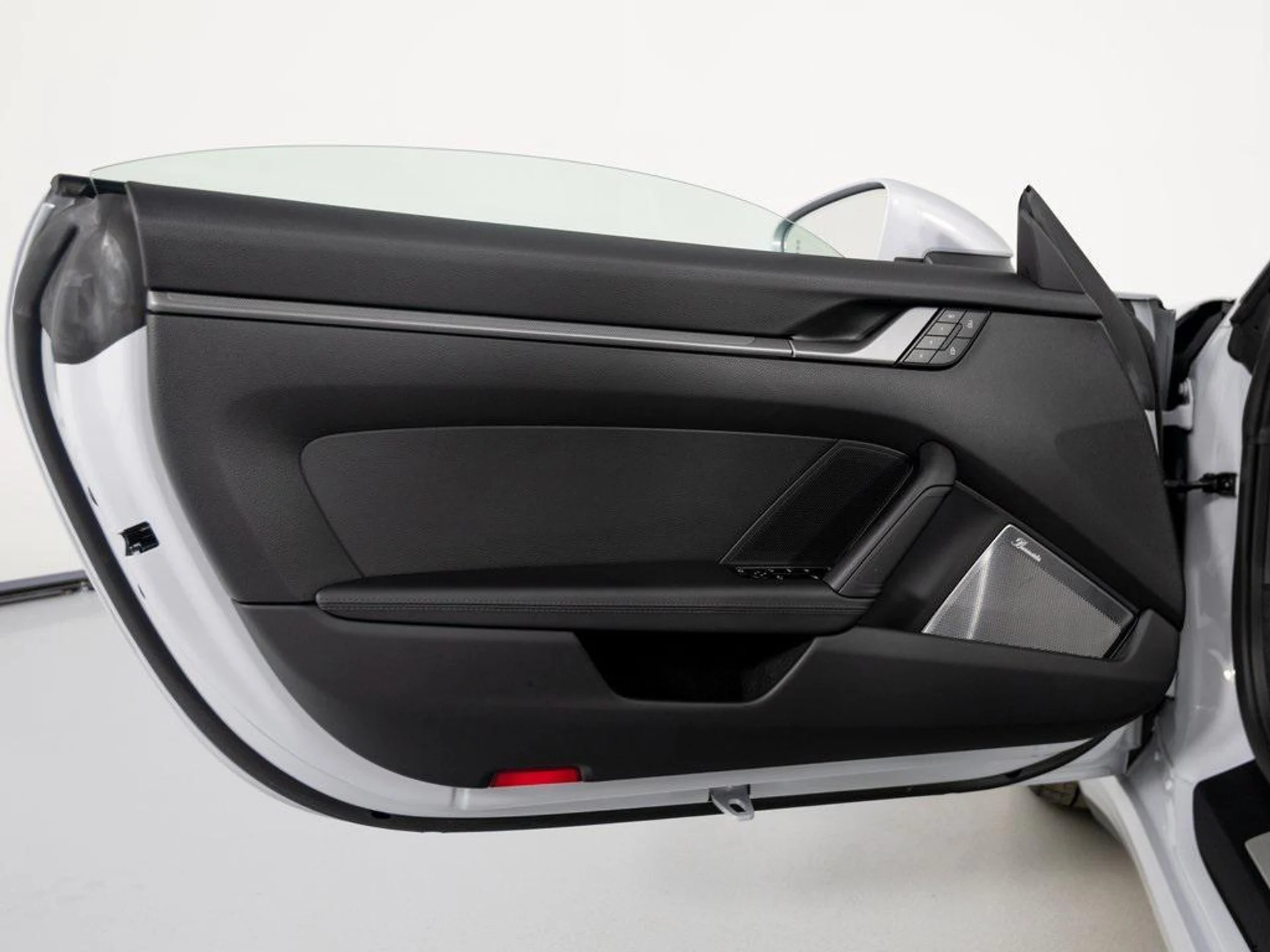 mph012_324681366_ocgj_If_Ro_YJ_Ck_Q_t_YI_Xch_Aovy_j0_693aee2d17